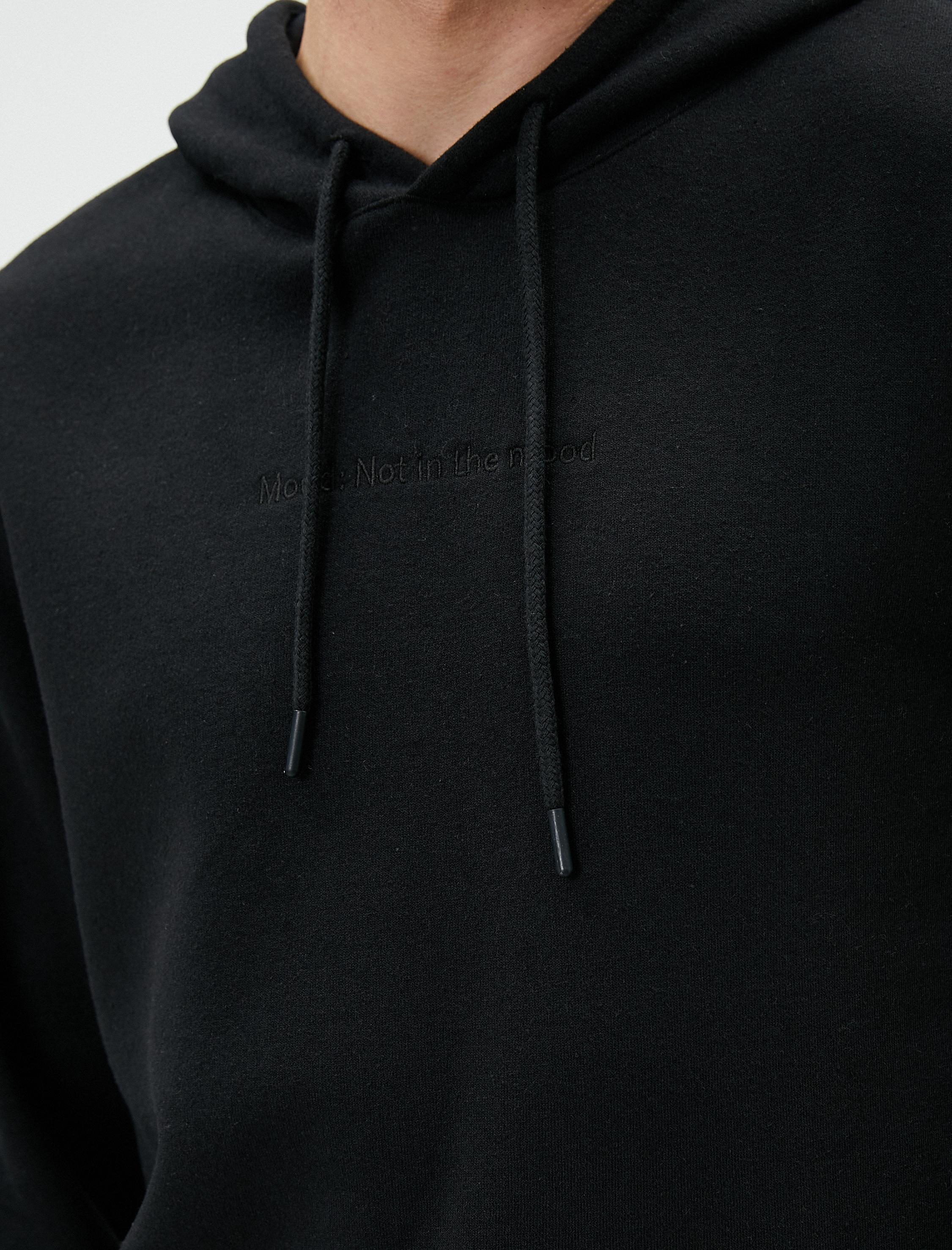   Slogan İşlemeli Hoodie Kanguru Cep Detaylı