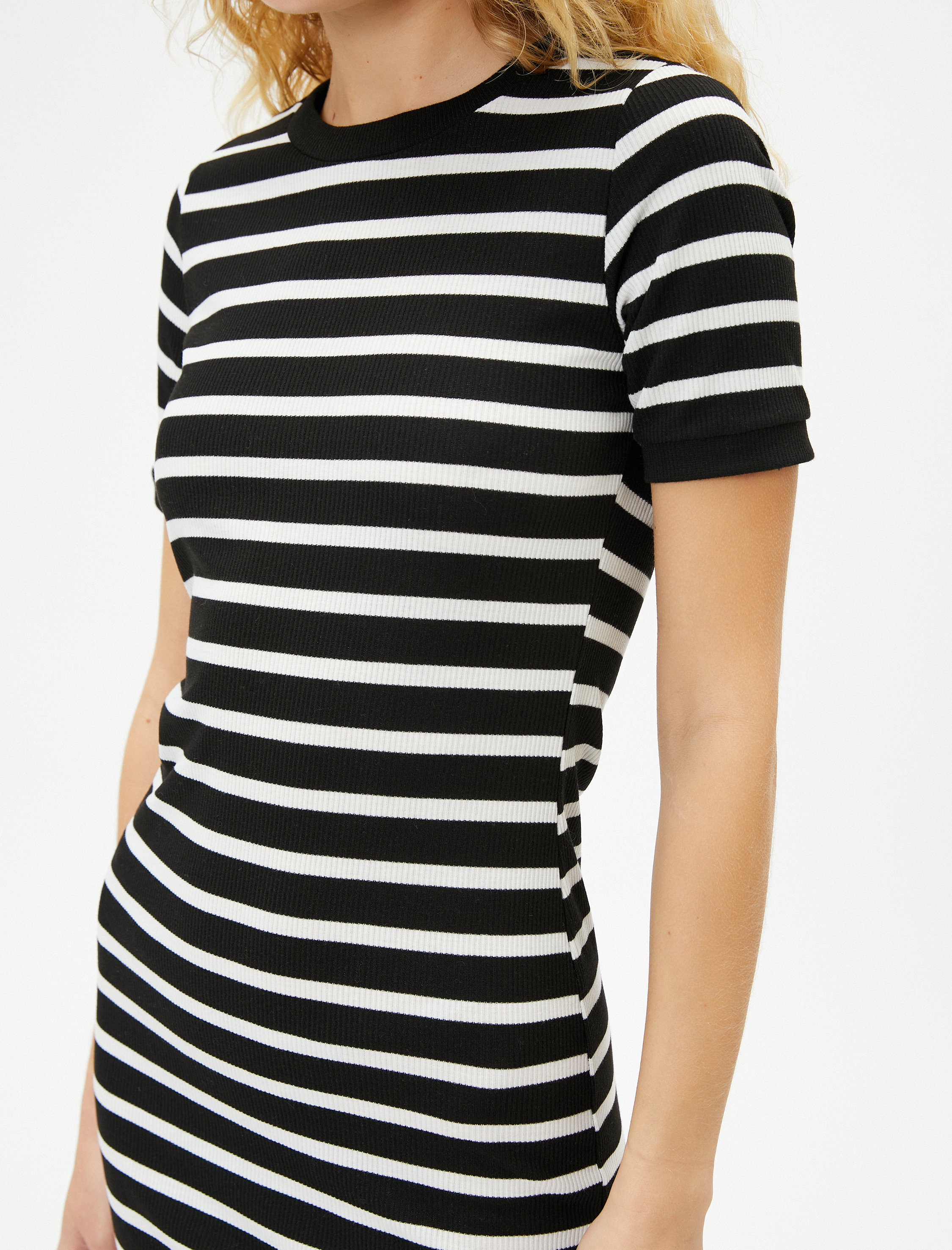   Mini Kalem Elbise Kısa Kollu Bisiklet Yaka Ribanalı