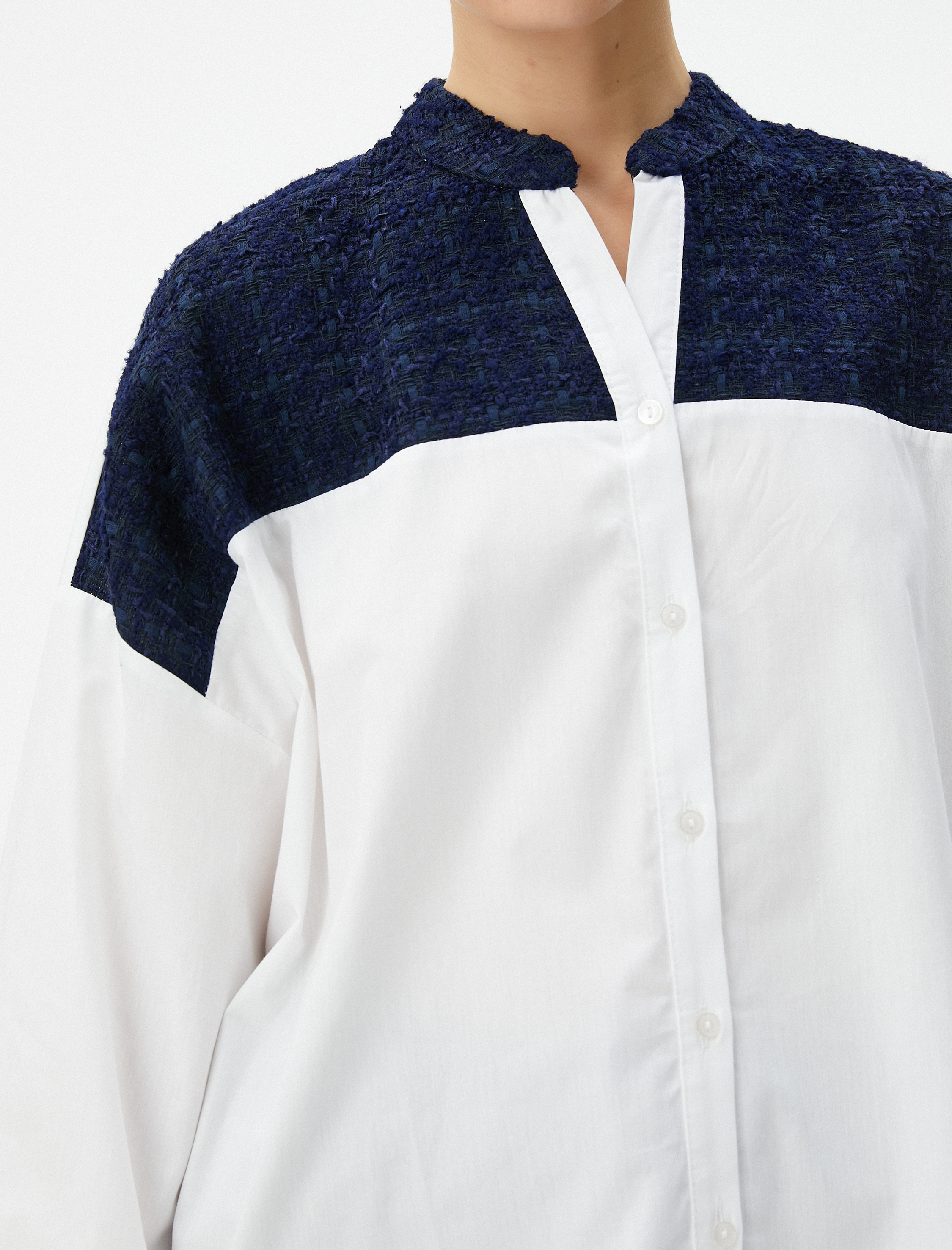   Uzun Kollu Poplin Gömlek Hakim Yaka Tüvit Detaylı Düğmeli