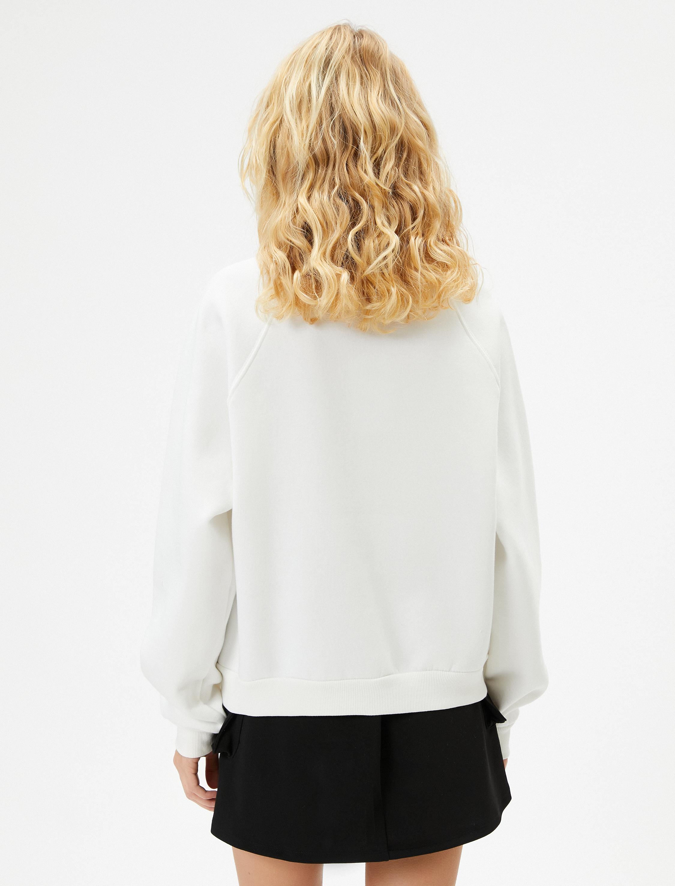   Şardonlu Basic Sweatshirt Bisiklet Yaka Uzun Kollu Rahat Kalıp