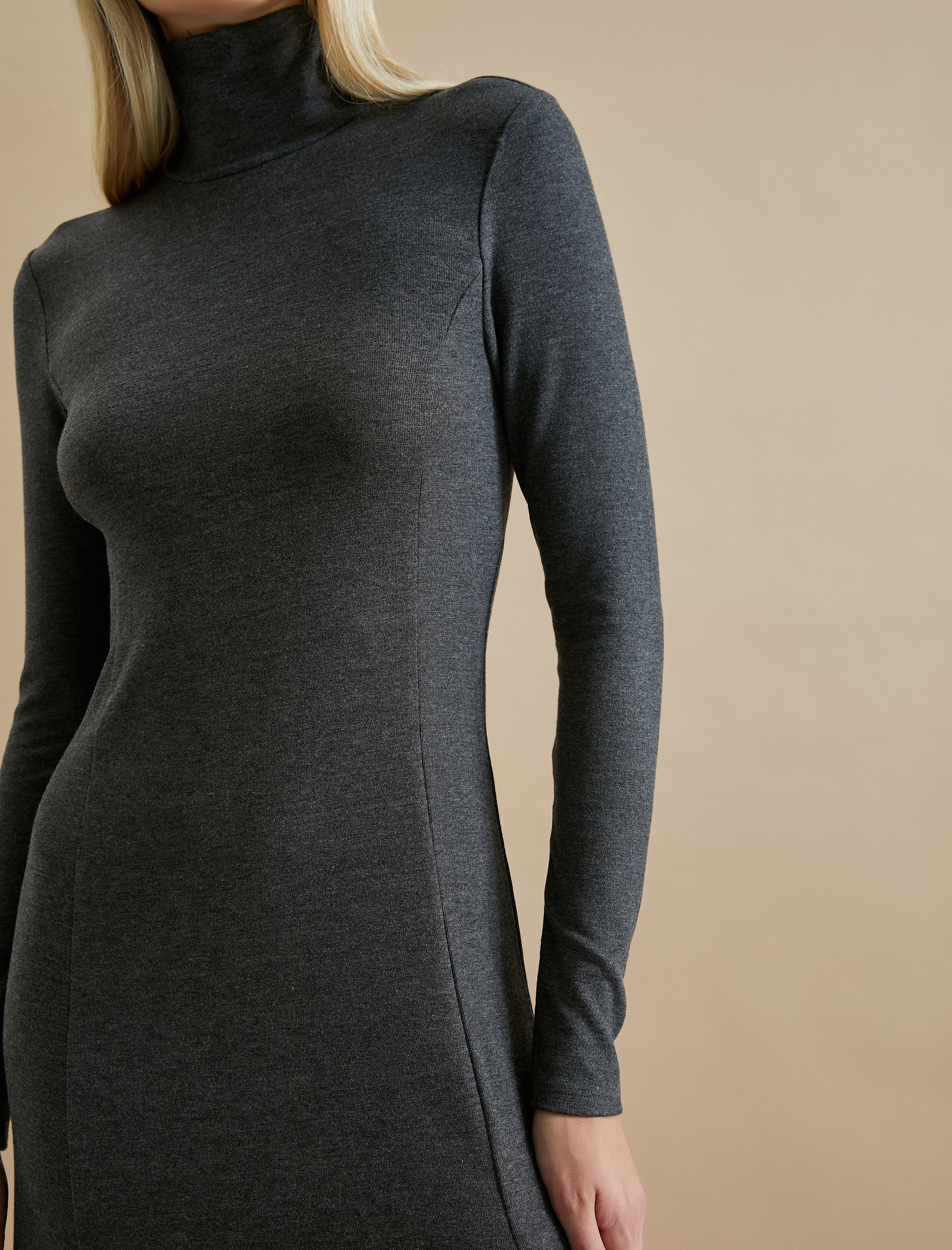   Koton X Şahika Ercümen - Balıkçı Yaka Yırtmaçlı Midi Elbise