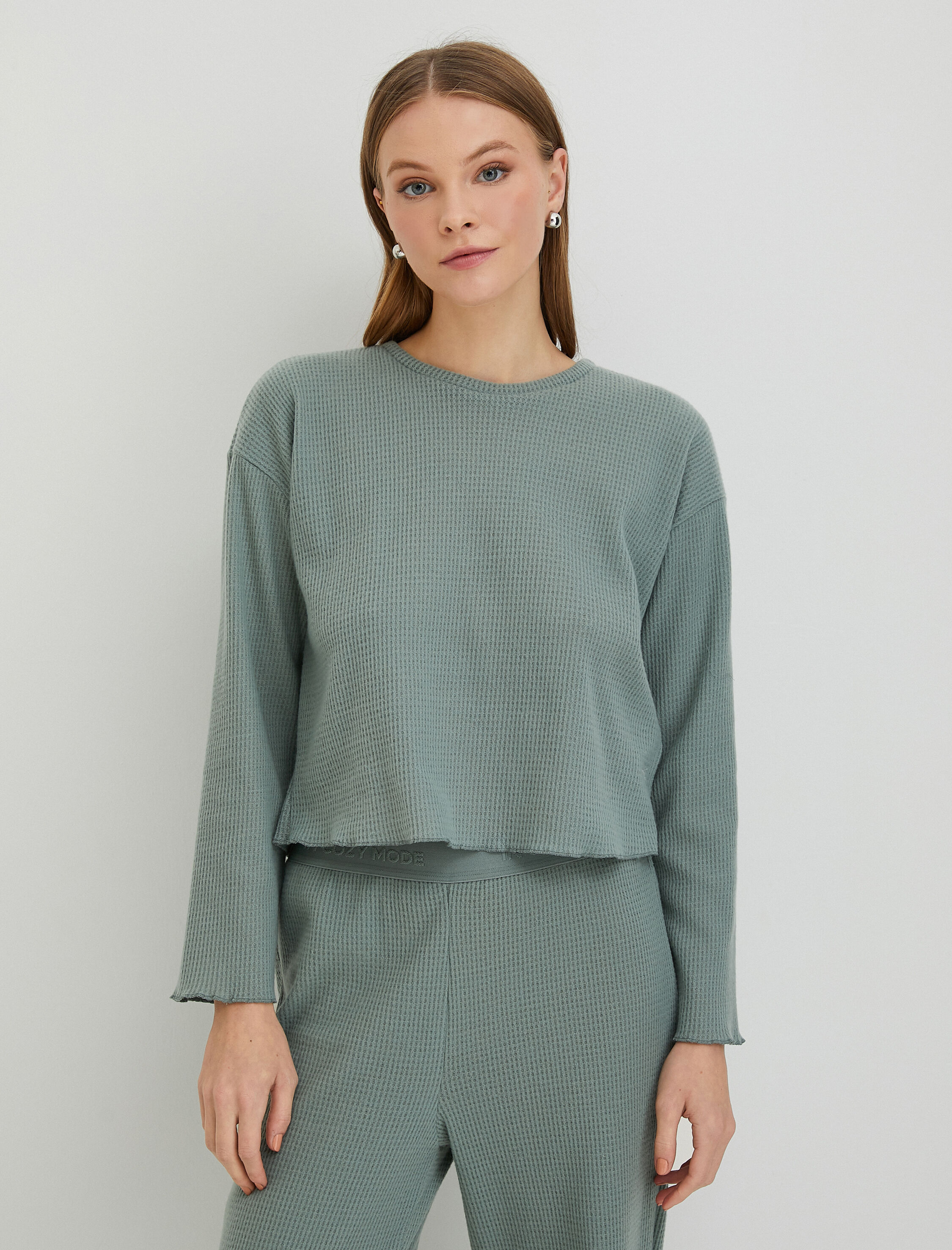 Kışlık Pijama Üstü Bisiklet Yaka Uzun Kollu Dokulu