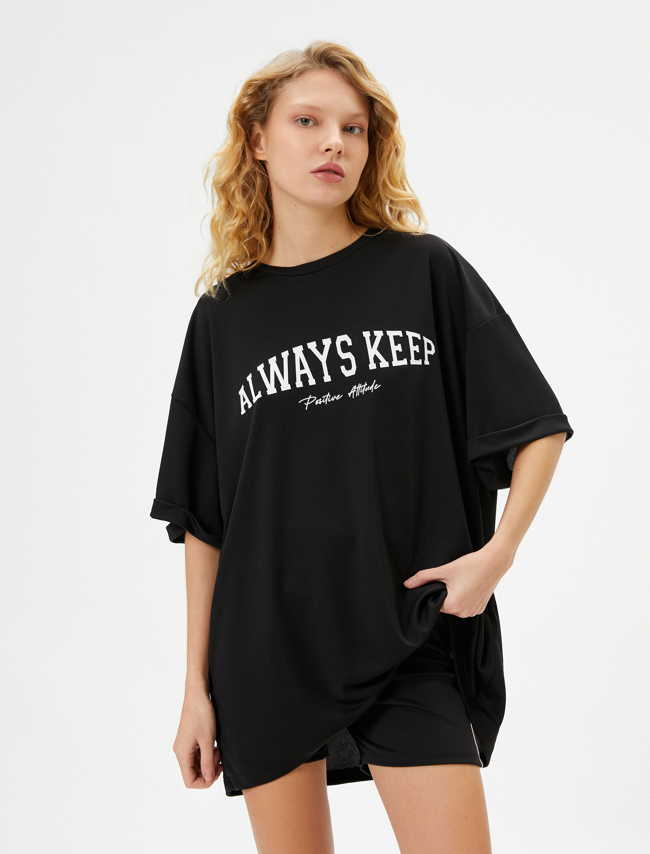   Oversize Spor Tişört Yarım Kollu Bisiklet Yaka Baskı Detaylı