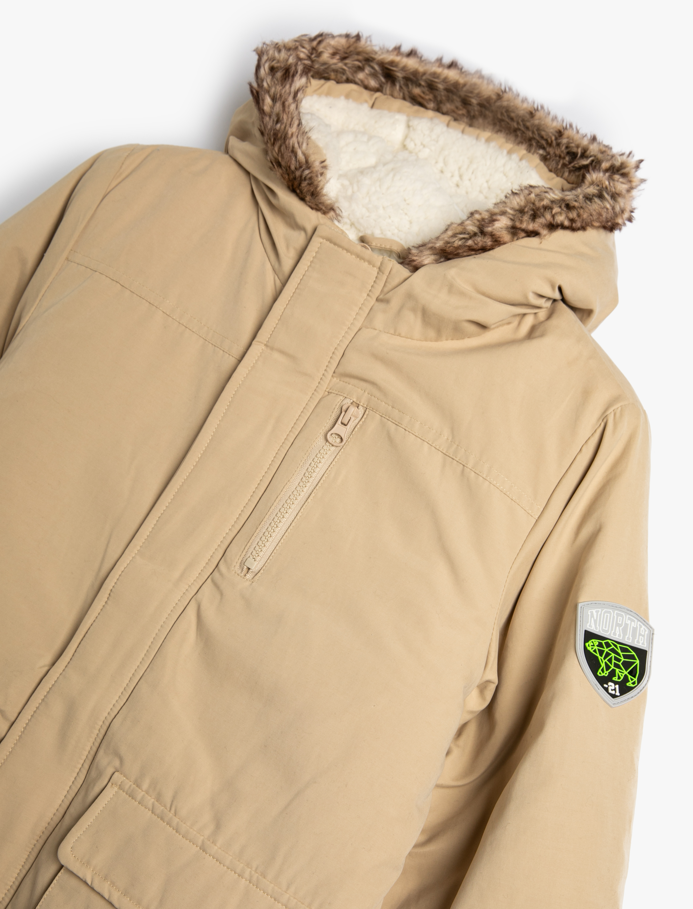 Erkek Çocuk Kapşonlu Mont Dolgulu Cepli Rüzgar Kapaklı İçi Kürklü Fermuarlı