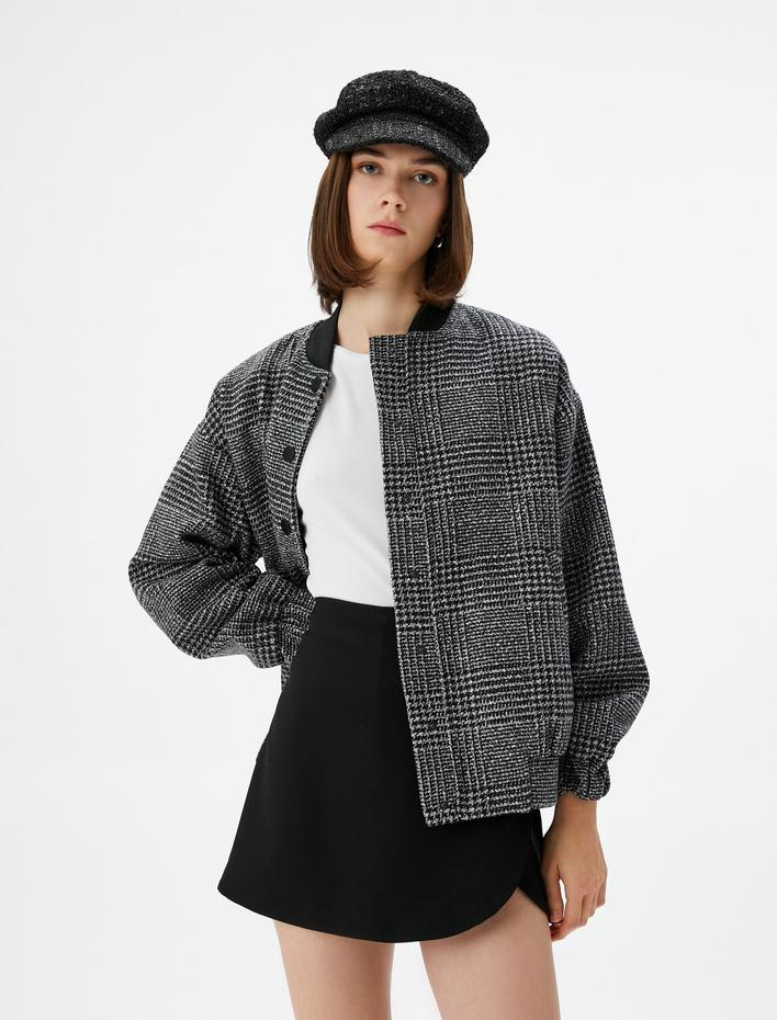  Kolej Bomber Ceket Tüvit Dokulu Çıtçıt Düğmeli