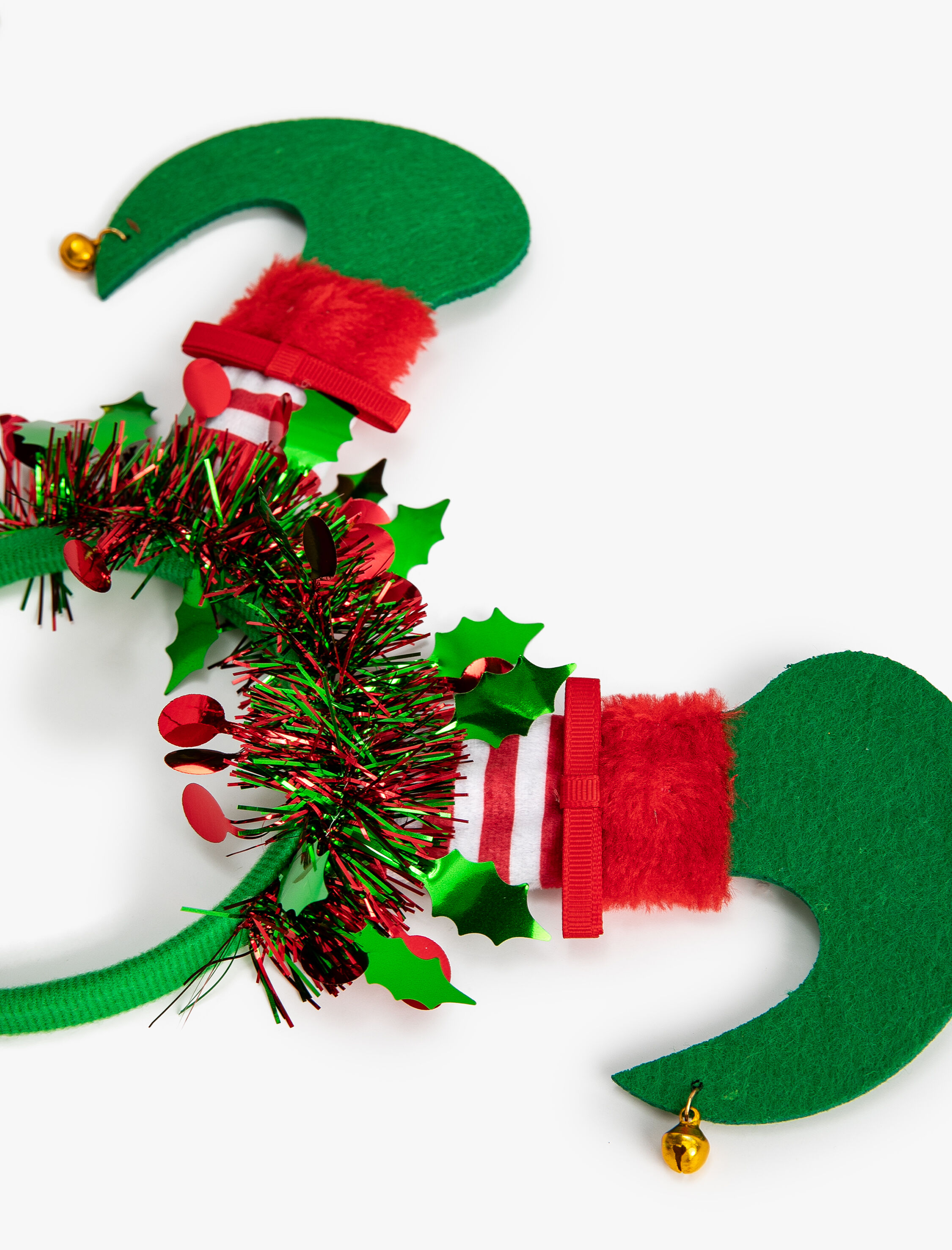  Kadın Yılbaşı Temalı Taç Püsküllü Aplikeli