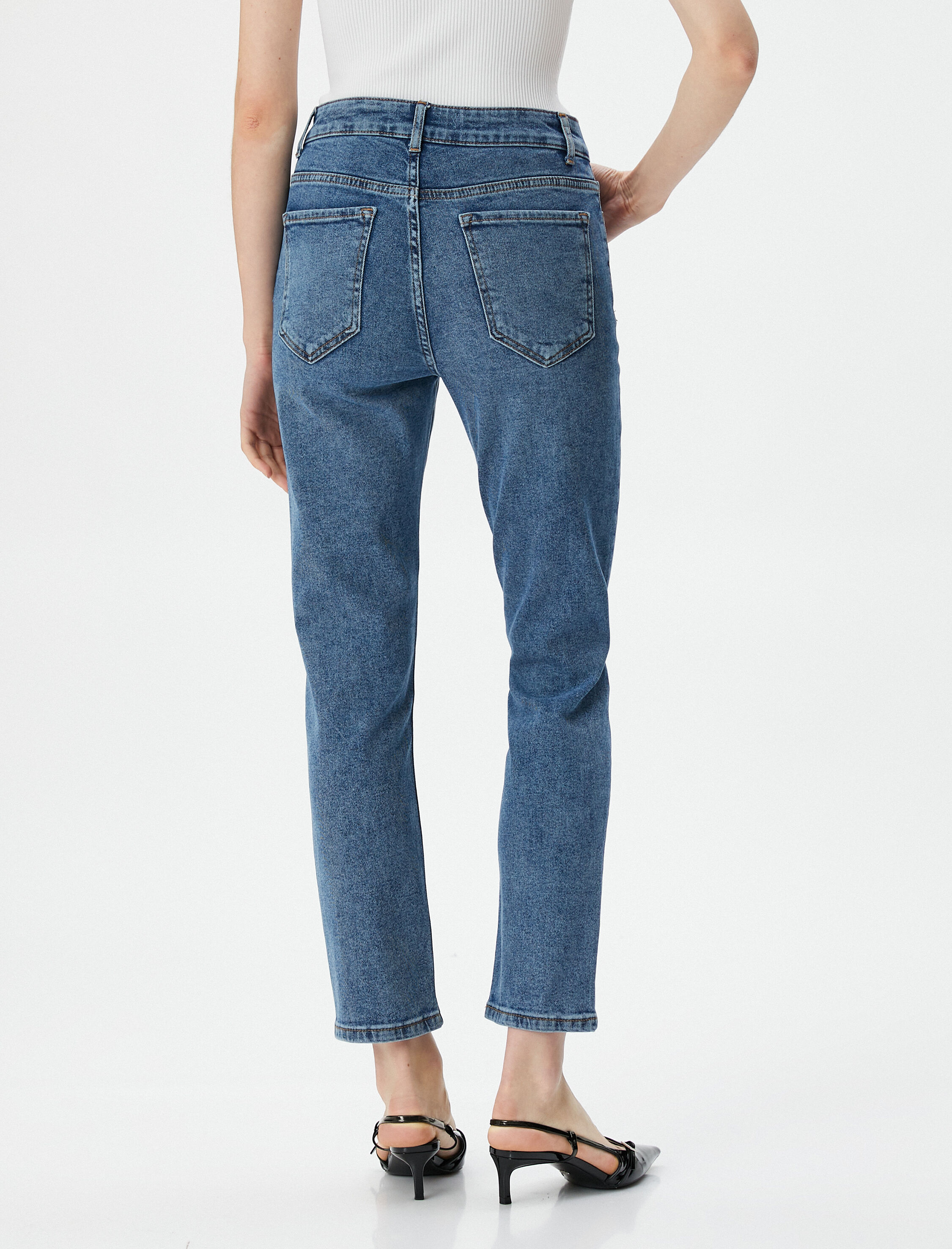   Slim Fit Kot Pantolon Standart Bel Düz Paça Esnek Pamuklu Cepli - Eve Slim Jean