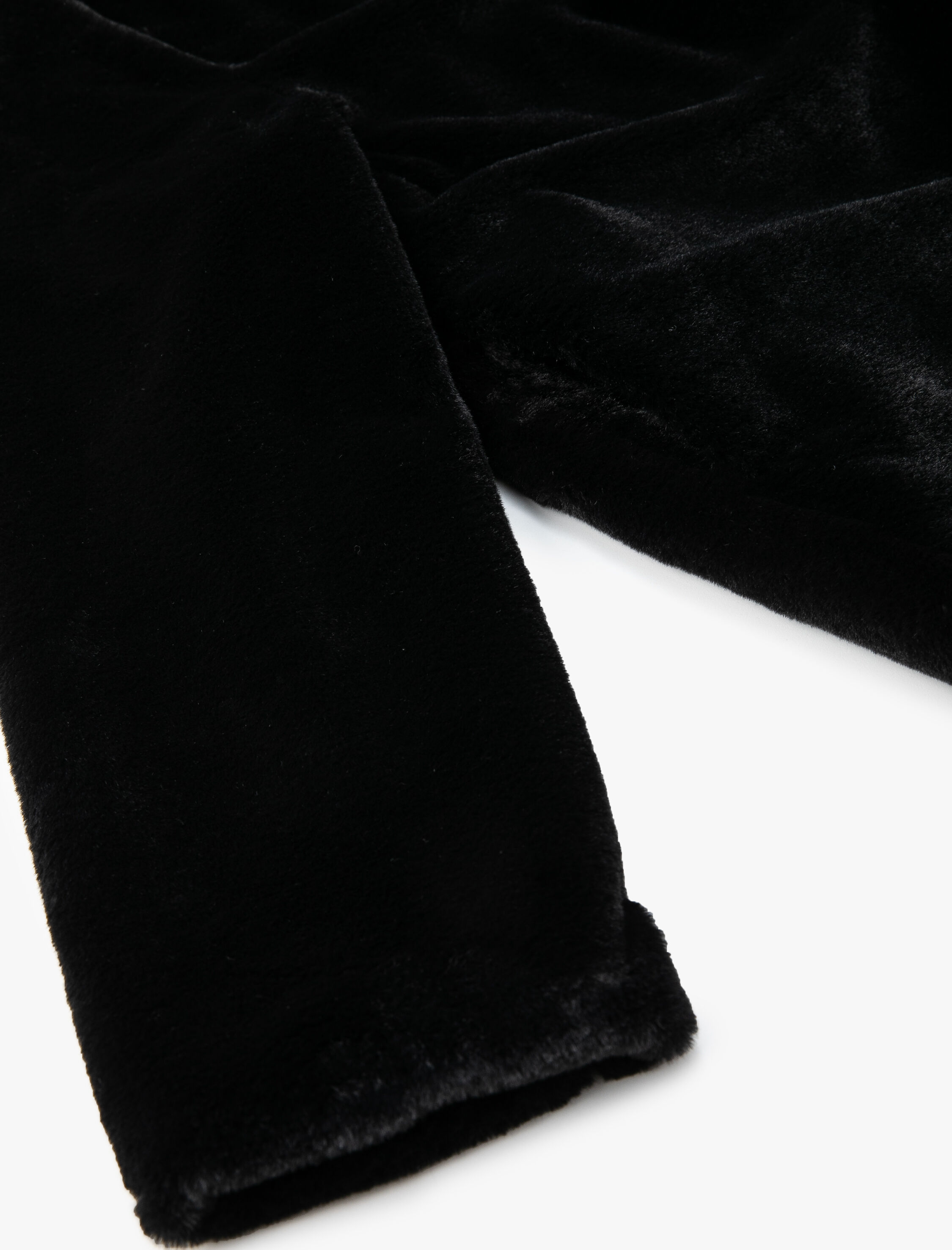   Peluş Mont Kapüşonlu Cep Detaylı Kopçalı