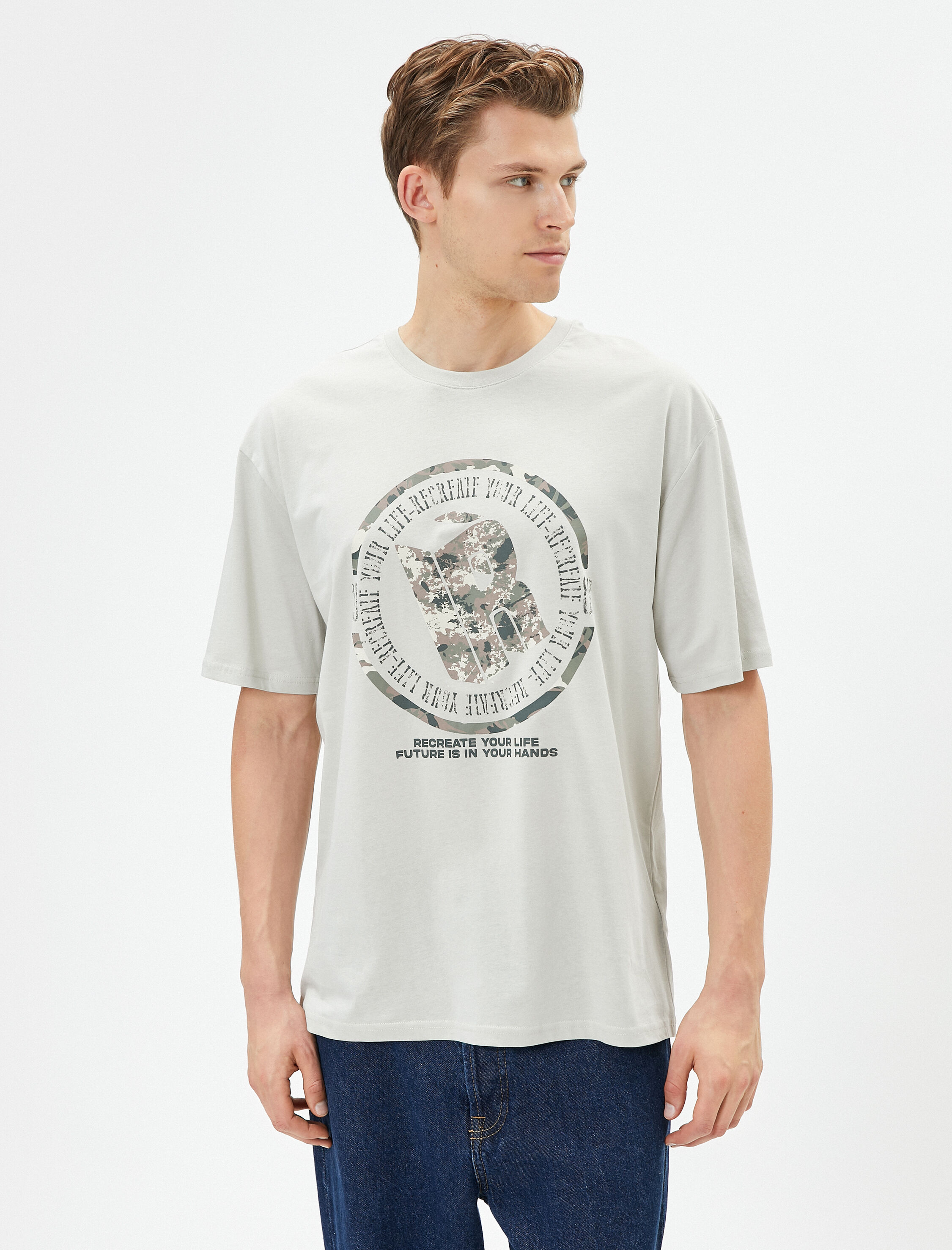   Slogan Baskılı Tişört Kamuflaj Detaylı Bisiklet Yaka Kısa Kollu