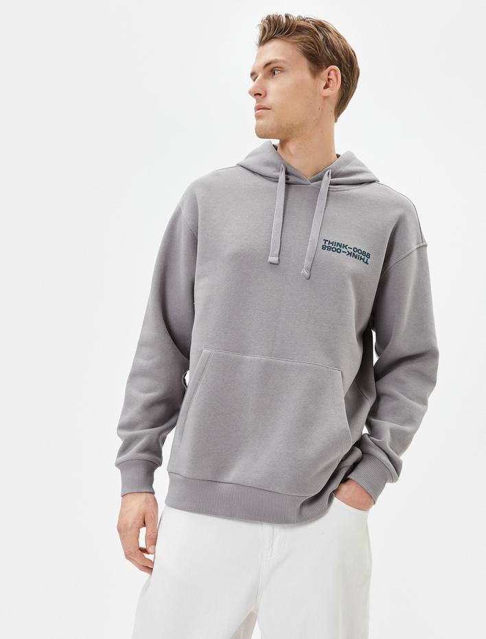  Oversize Hoodie Arkası Baskılı Kanguru Cep Detaylı Şardonlu