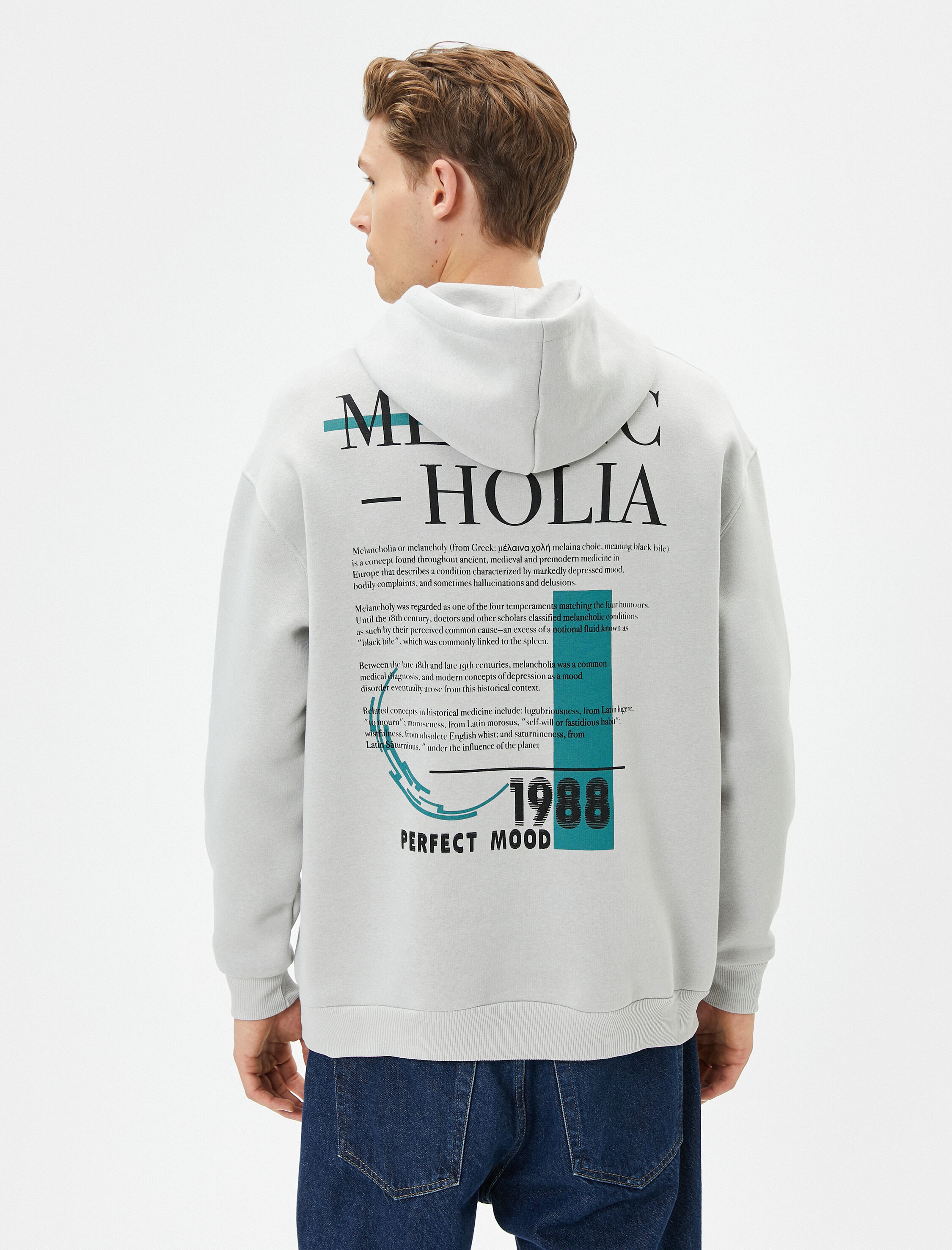   Oversize Hoodie Arkası Baskılı Kanguru Cep Detaylı Sloganlı Şardonlu