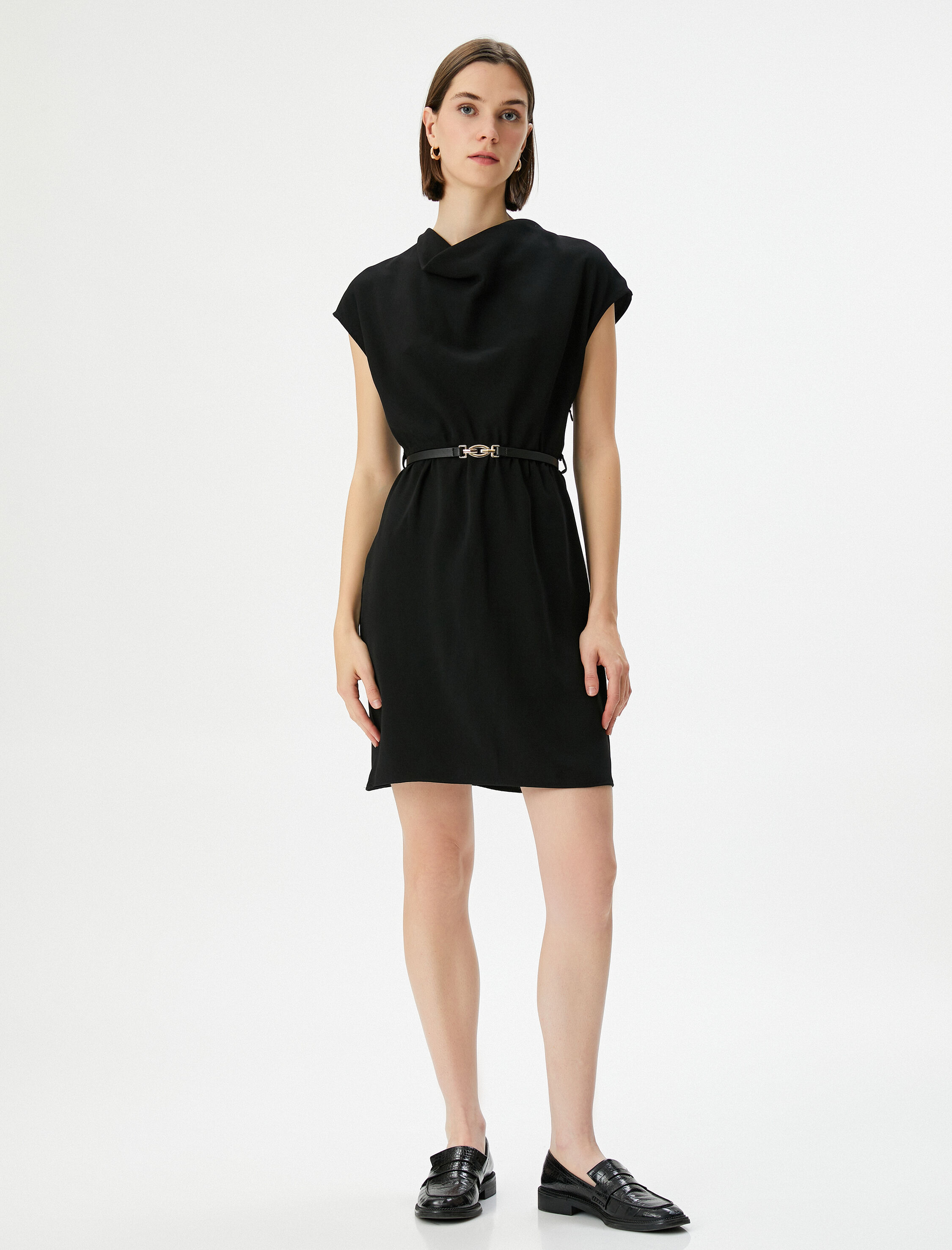   Mini Elbise Degaje Yaka Kemer Detaylı Kısa Kollu