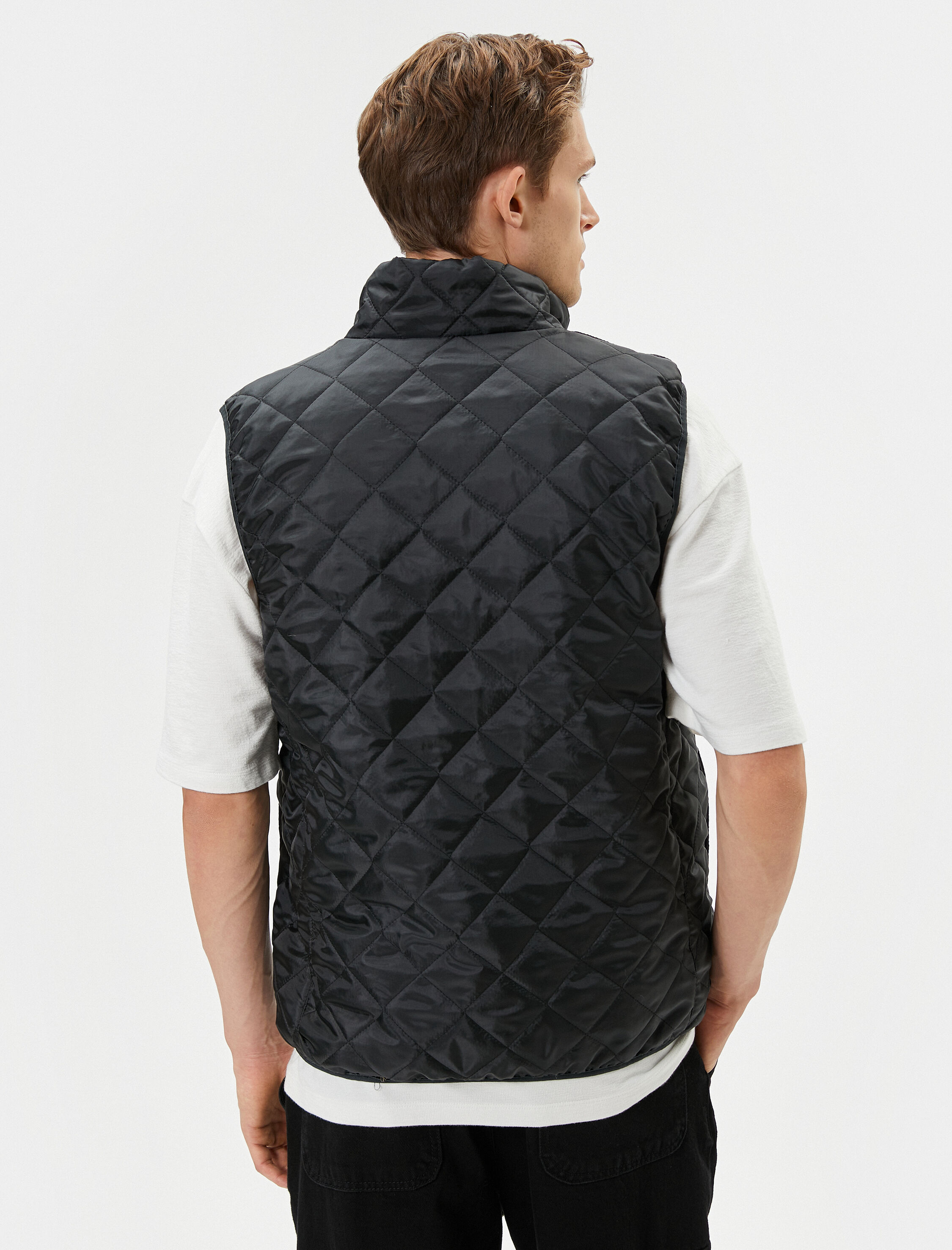   Kapitone Yelek Slim Fit Fermuarlı Dik Yaka Cepli