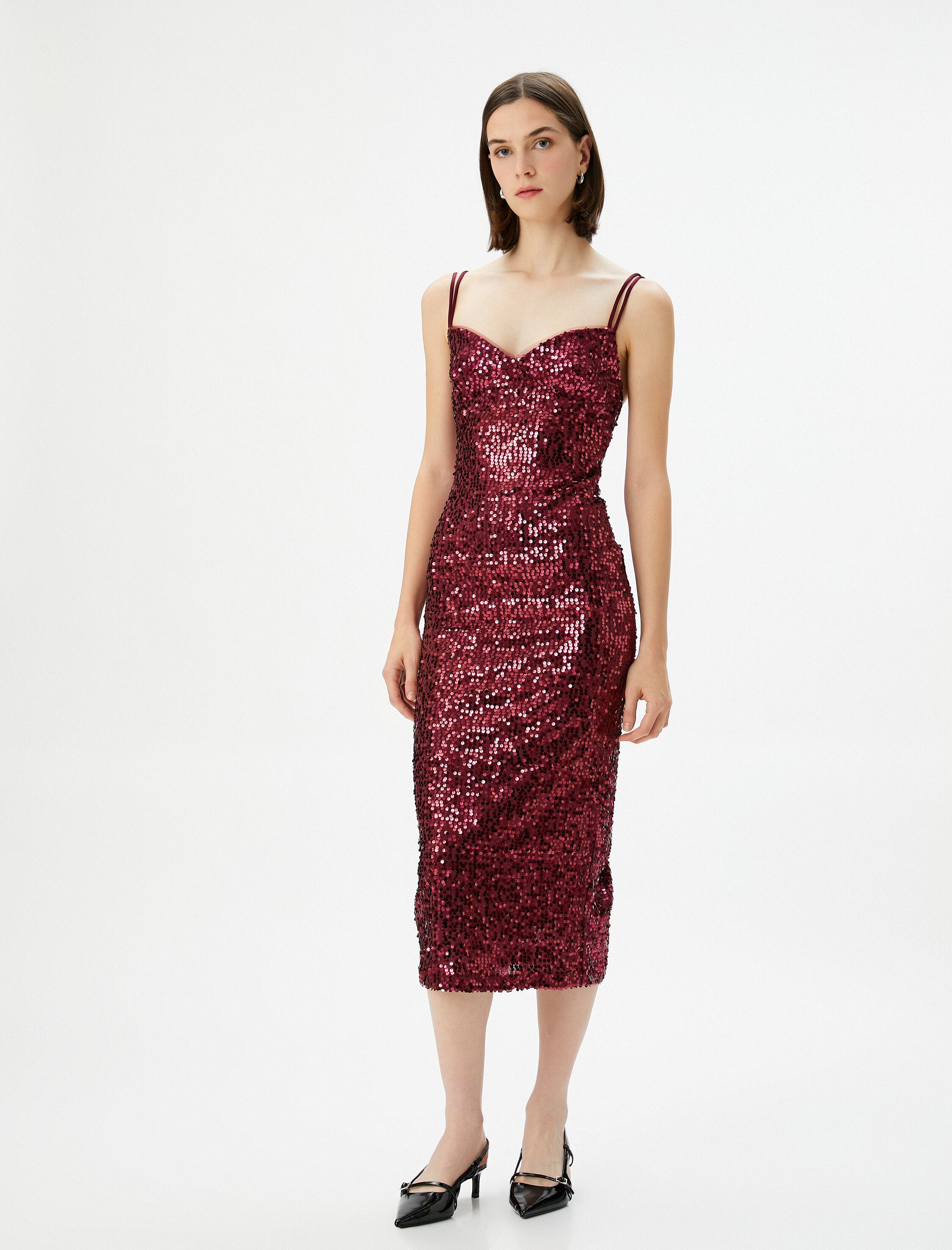   Payetli Elbise Midi Boy Çift Askılı Kalp Yaka Yırtmaç Detaylı