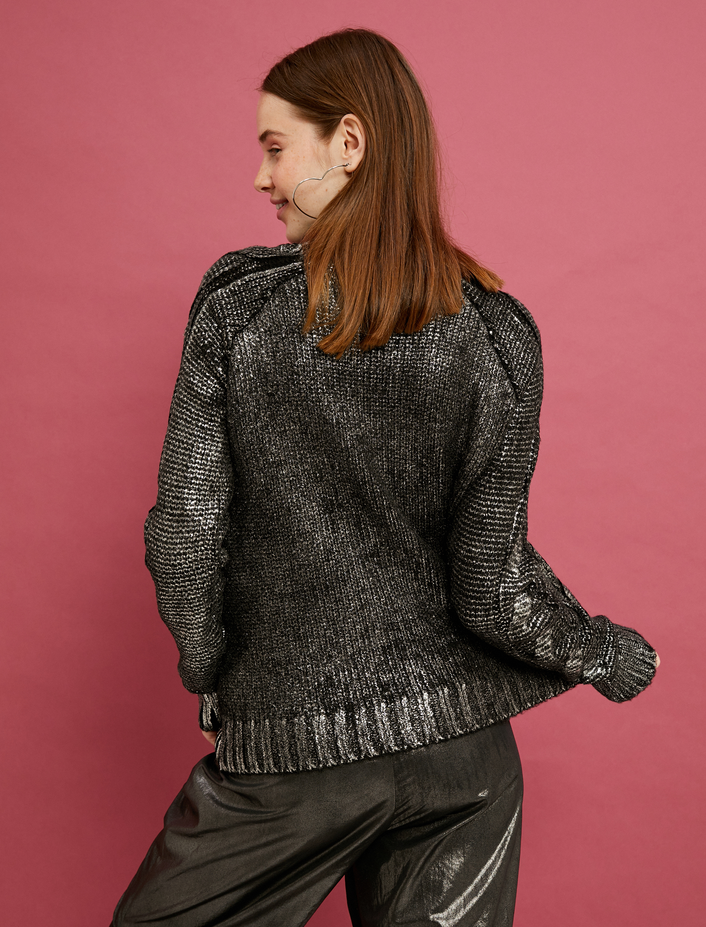   Parlak Varak Baskılı Kazak Örgü Desenli Uzun Kollu Bisiklet Yaka