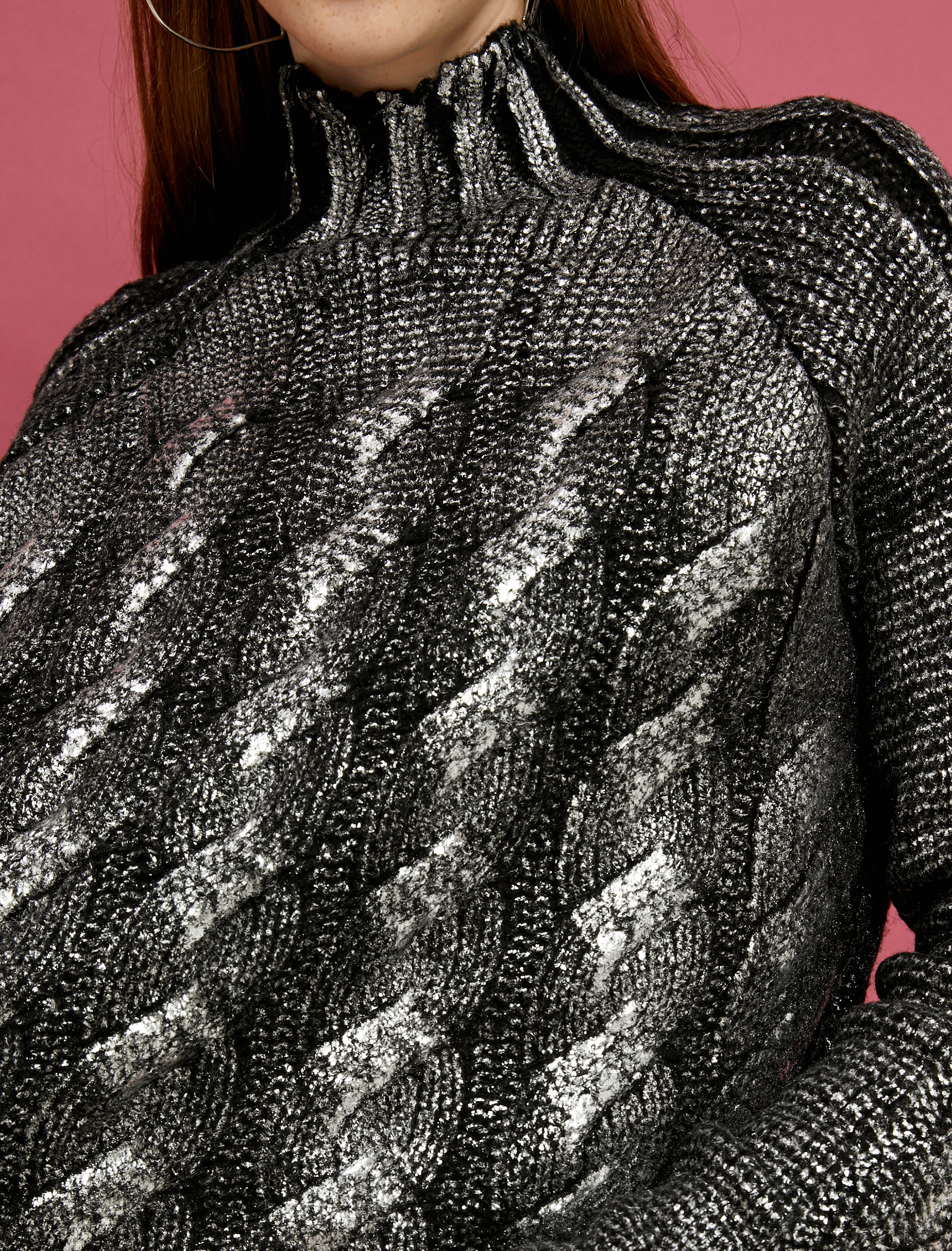   Parlak Varak Baskılı Kazak Örgü Desenli Uzun Kollu Bisiklet Yaka