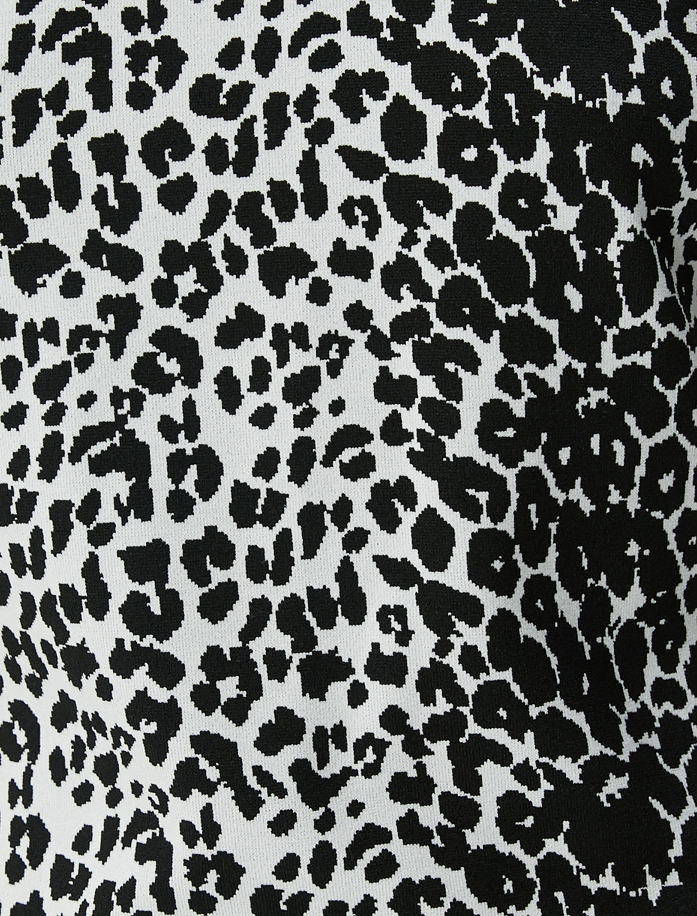   Leopar Desenli Tişört Uzun Kollu Dik Yaka