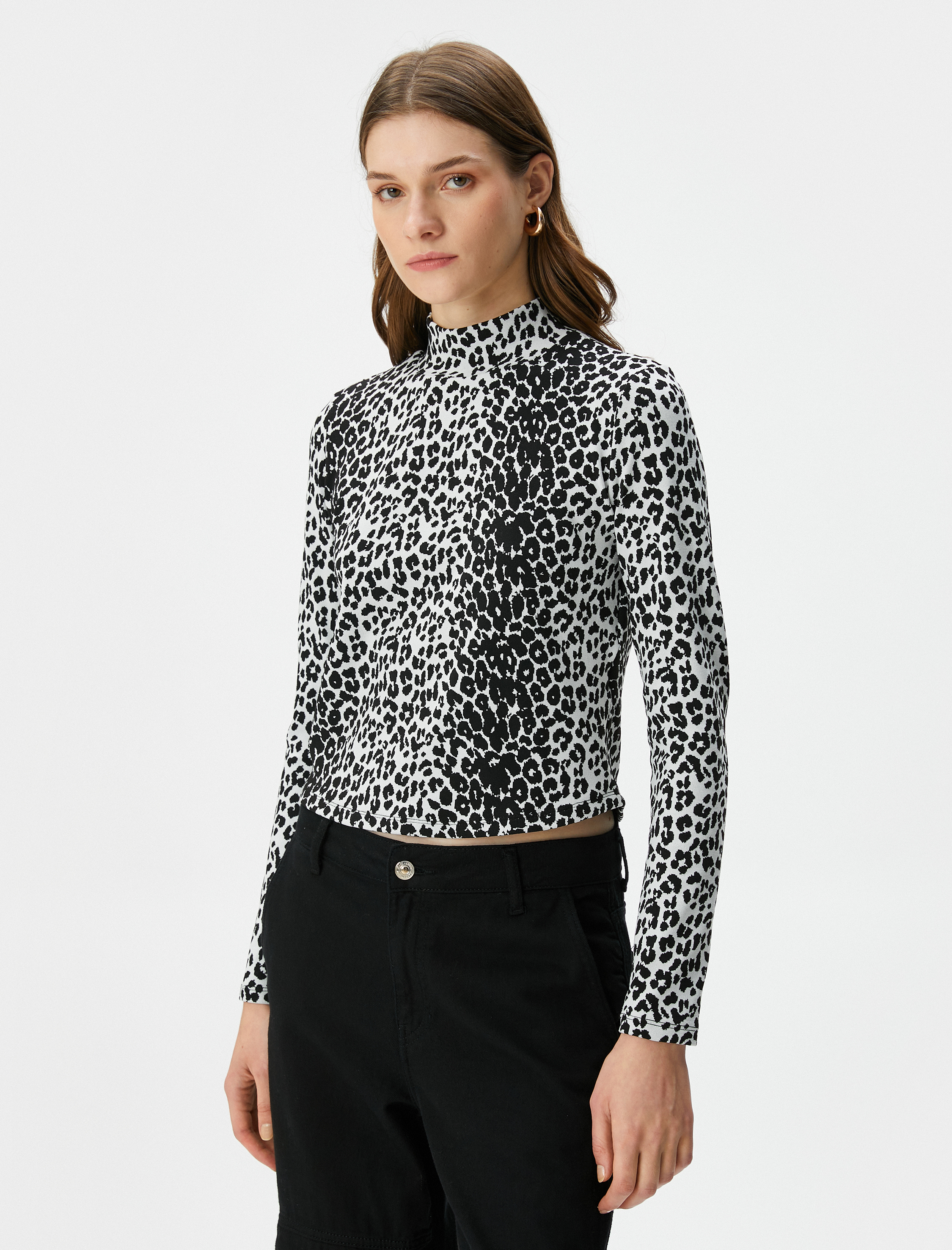   Leopar Desenli Tişört Uzun Kollu Dik Yaka