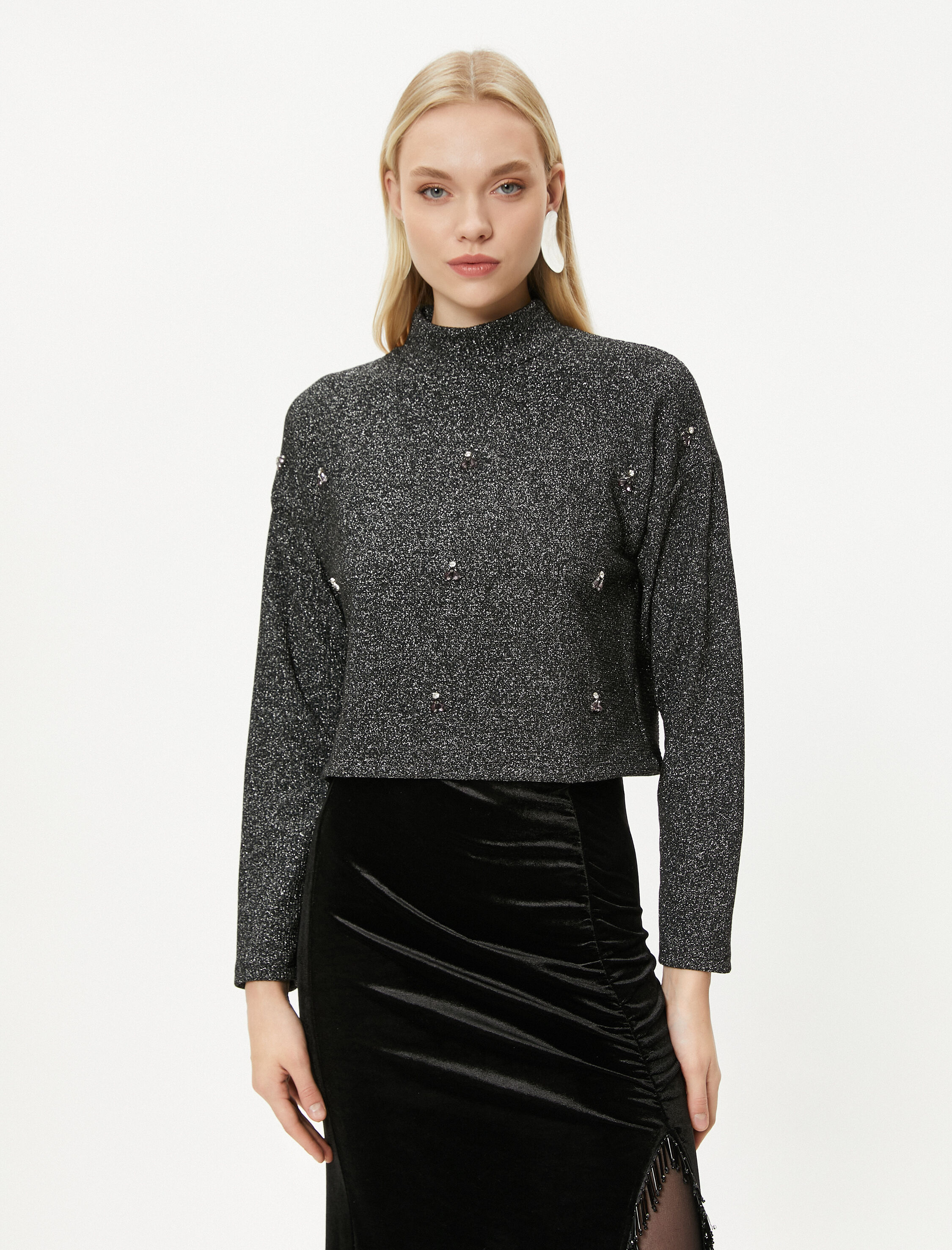   Dik Yaka Kazak Simli Parlak Taşlı - El Emeği Koleksiyonu