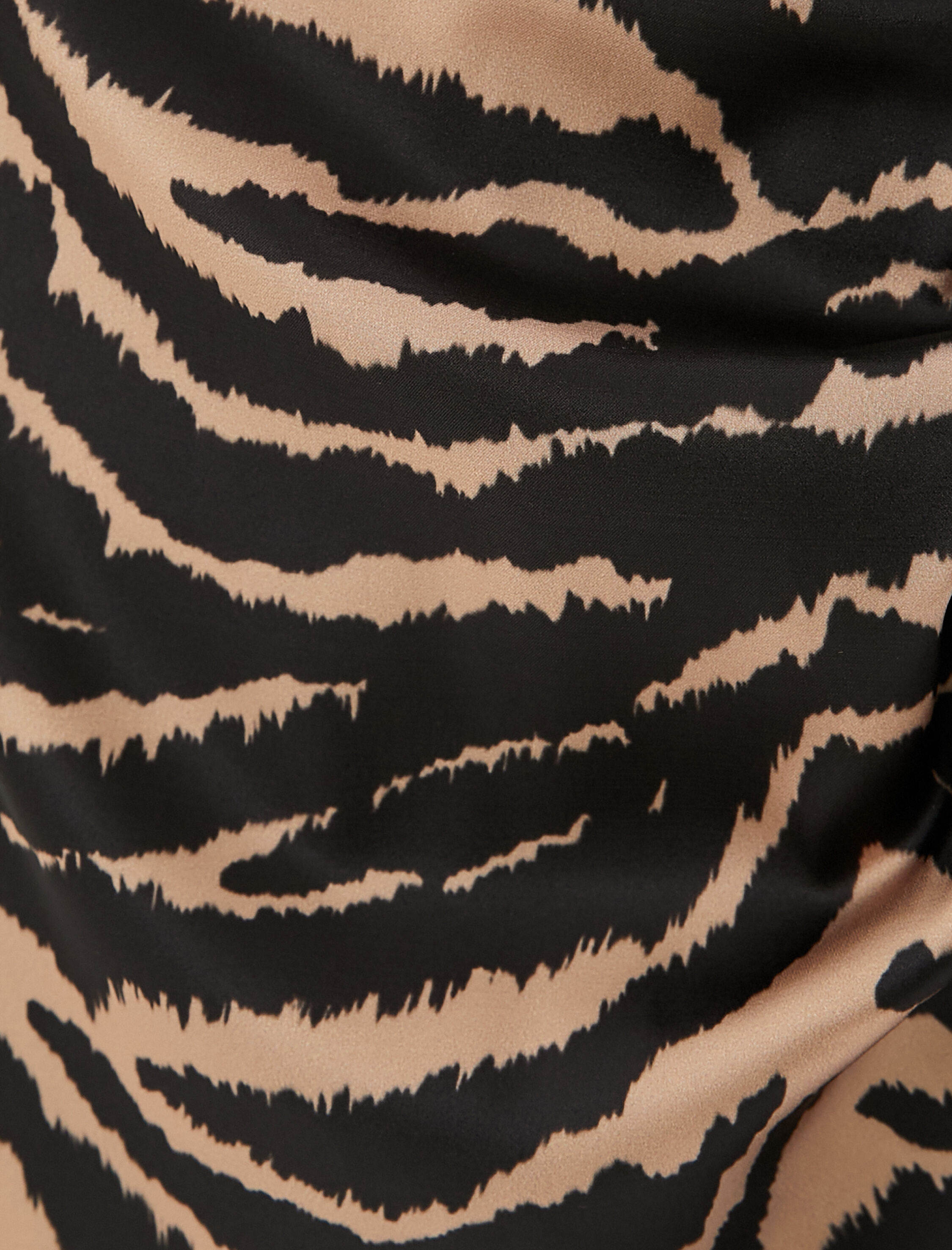   Mini Saten Elbise Leopar Desenli Uzun Kollu