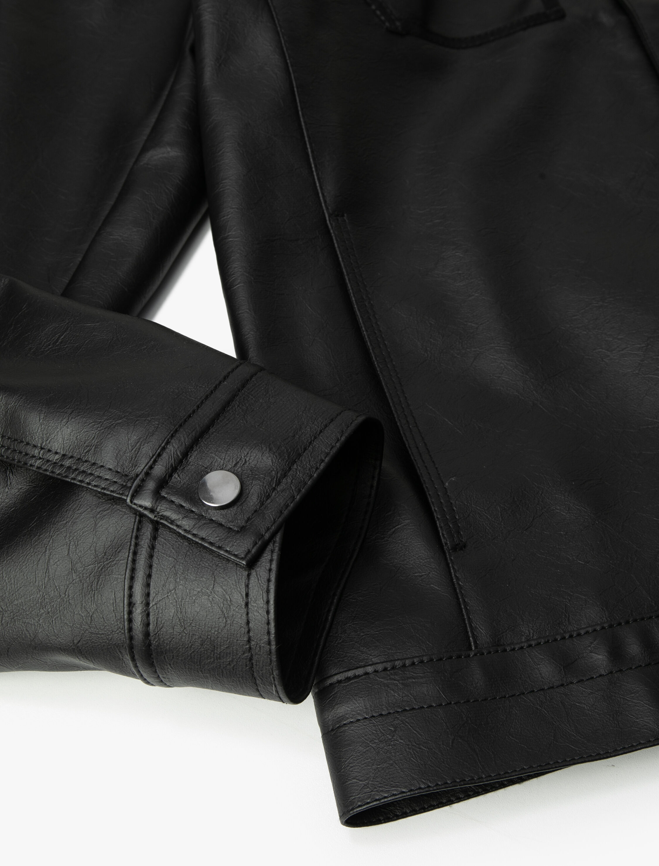   Deri Görünümlü Ceket Kapaklı Çift Cepli Klasik Yaka Çıtçıt Düğmeli