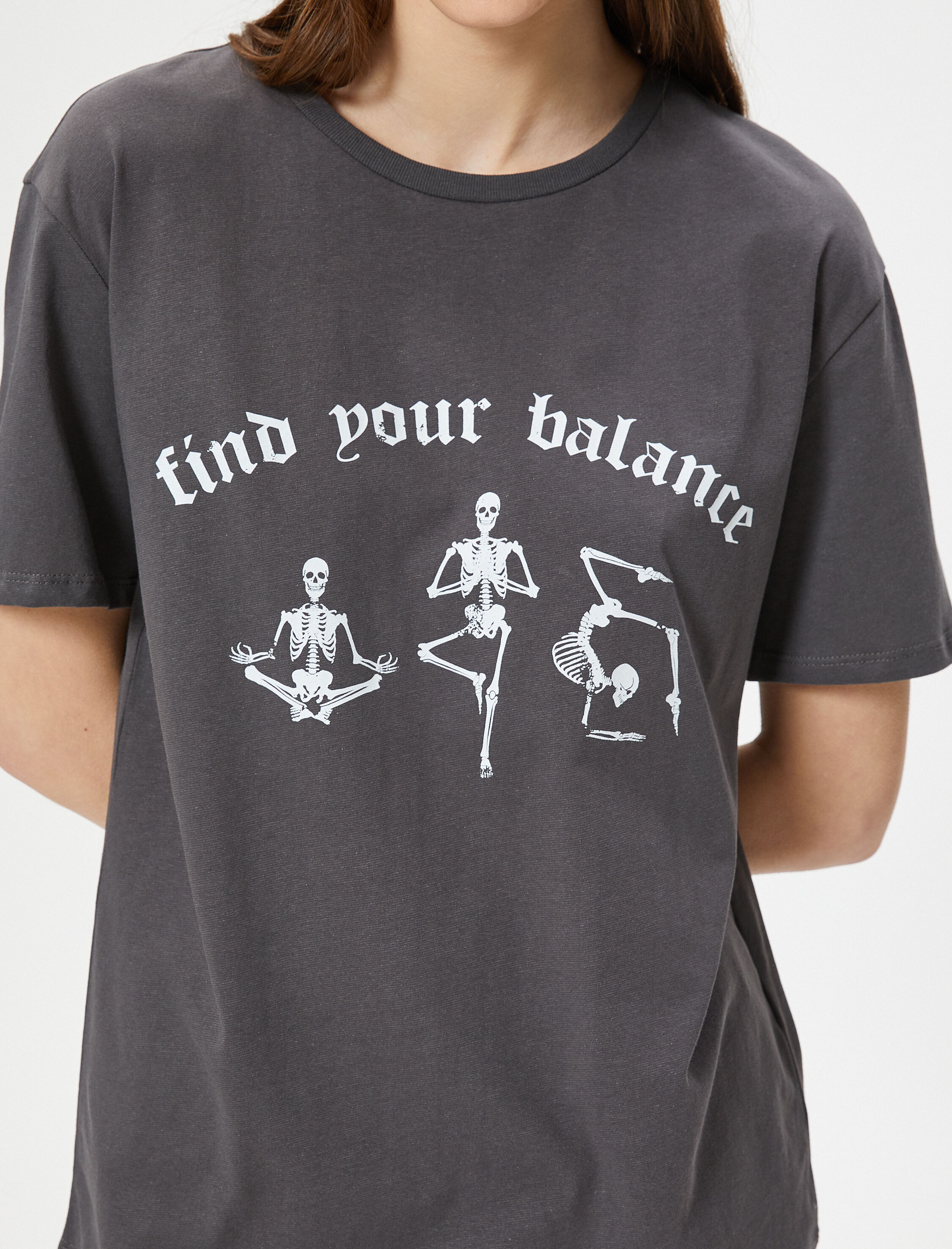   Gotik Temalı Baskılı Tişört Kısa Kollu Bisiklet Yaka Pamuklu