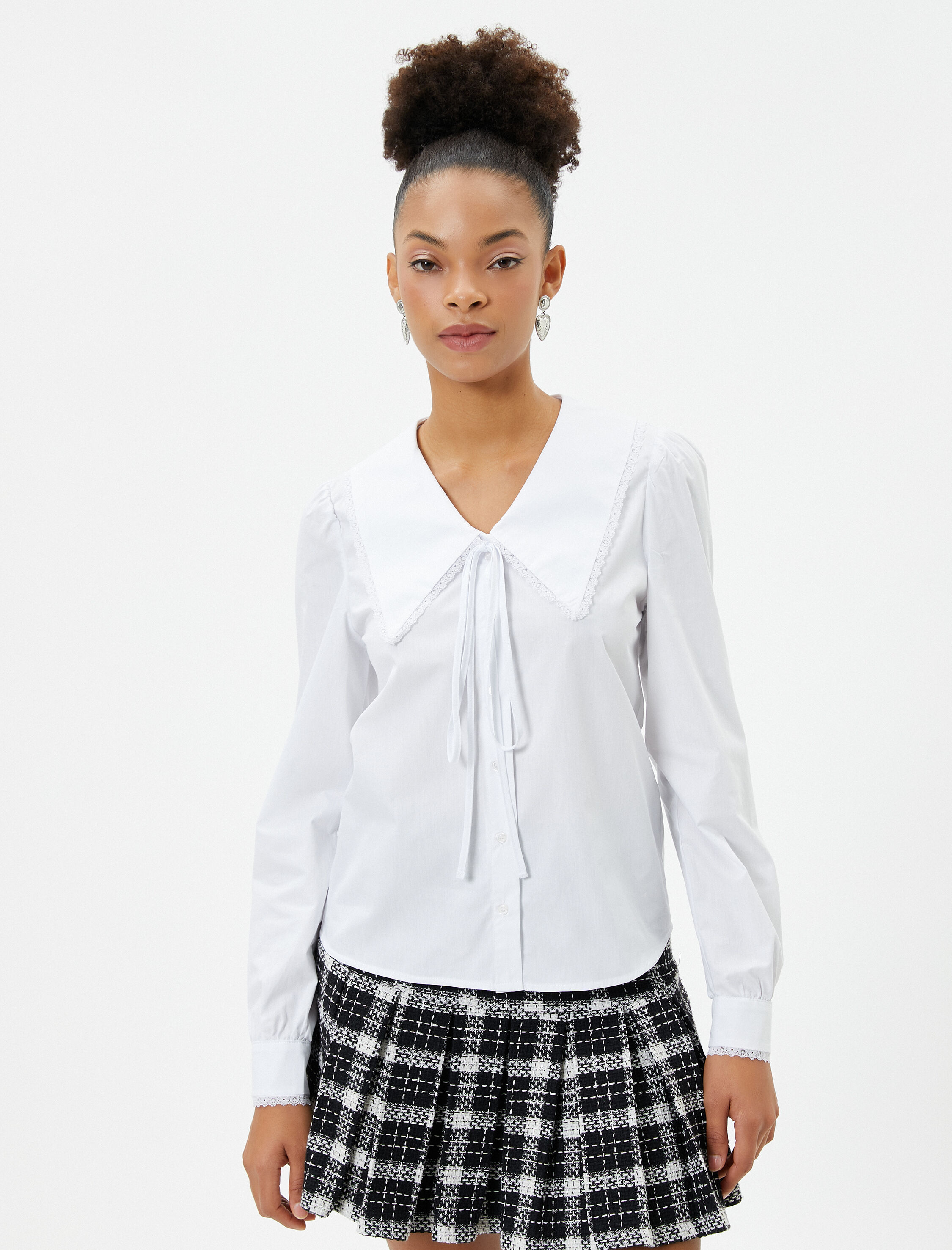   Geniş Bebe Yaka Gömlek Bağlama Detaylı Uzun Kollu Pamuklu