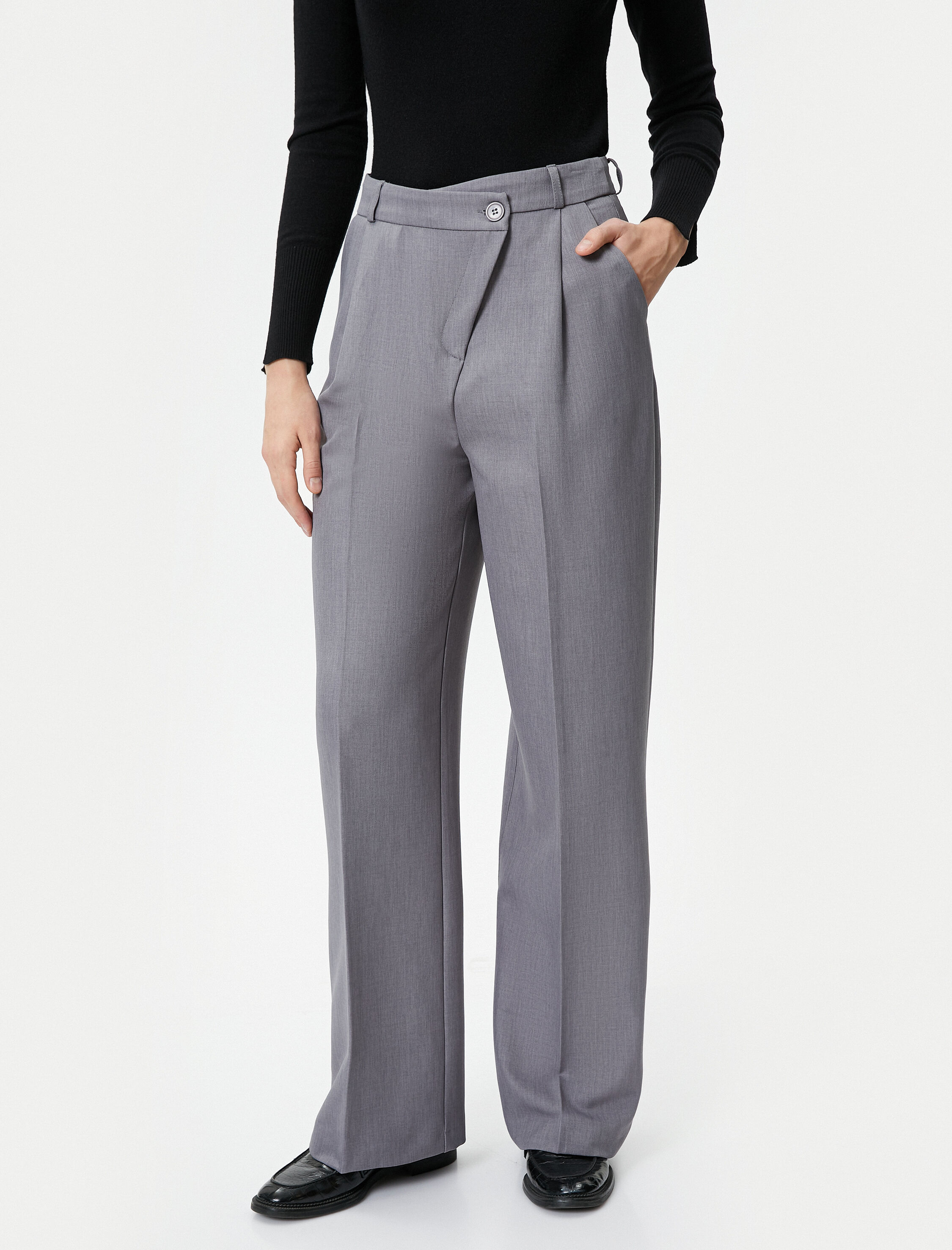   Kumaş Bol Paça Pantolon Asimetrik Bel Düğmeli