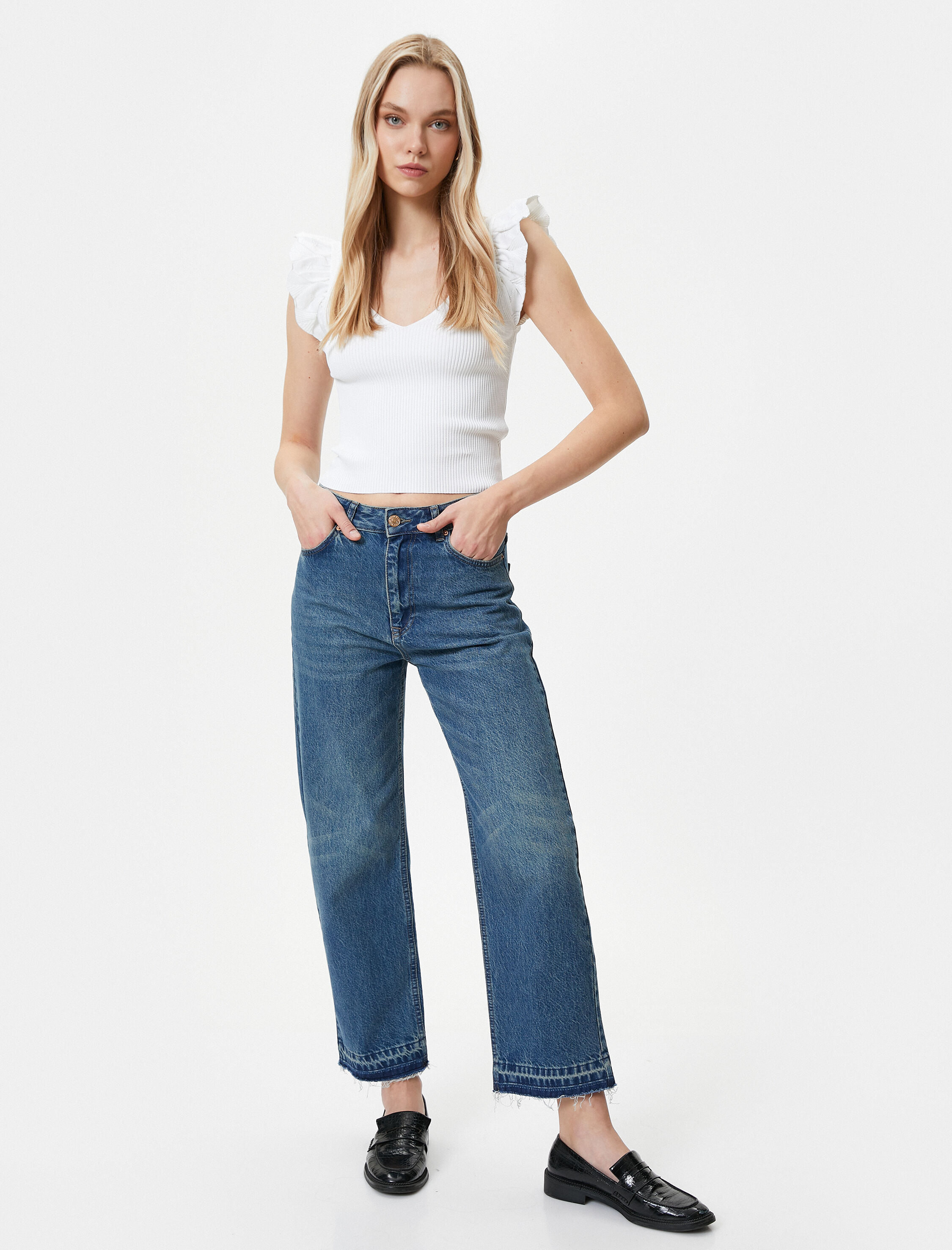   Triko Bluz V Yaka Fitilli Fırfırlı