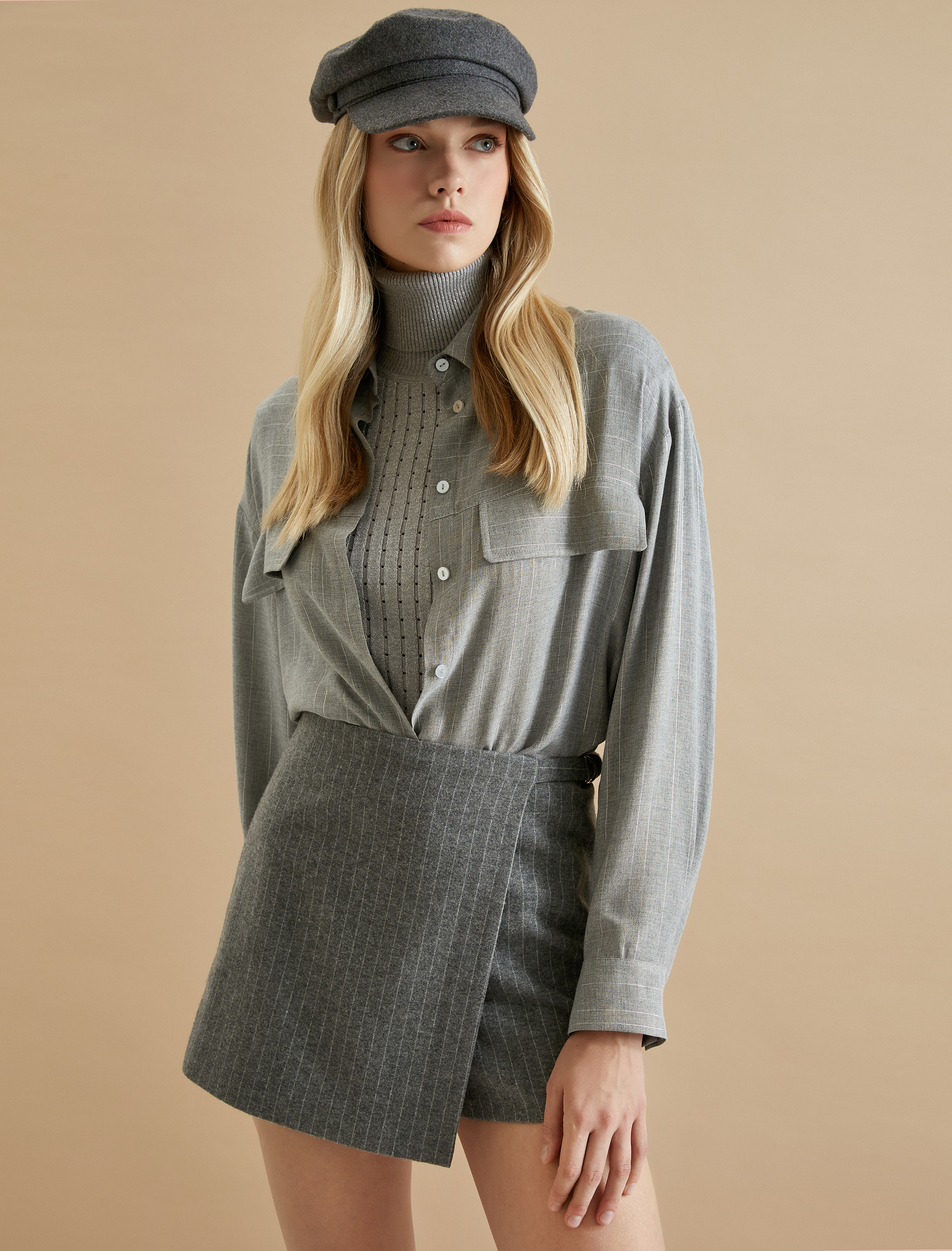   Koton X Şahika Ercümen - Düğmeli Uzun Kollu Crop Gömlek