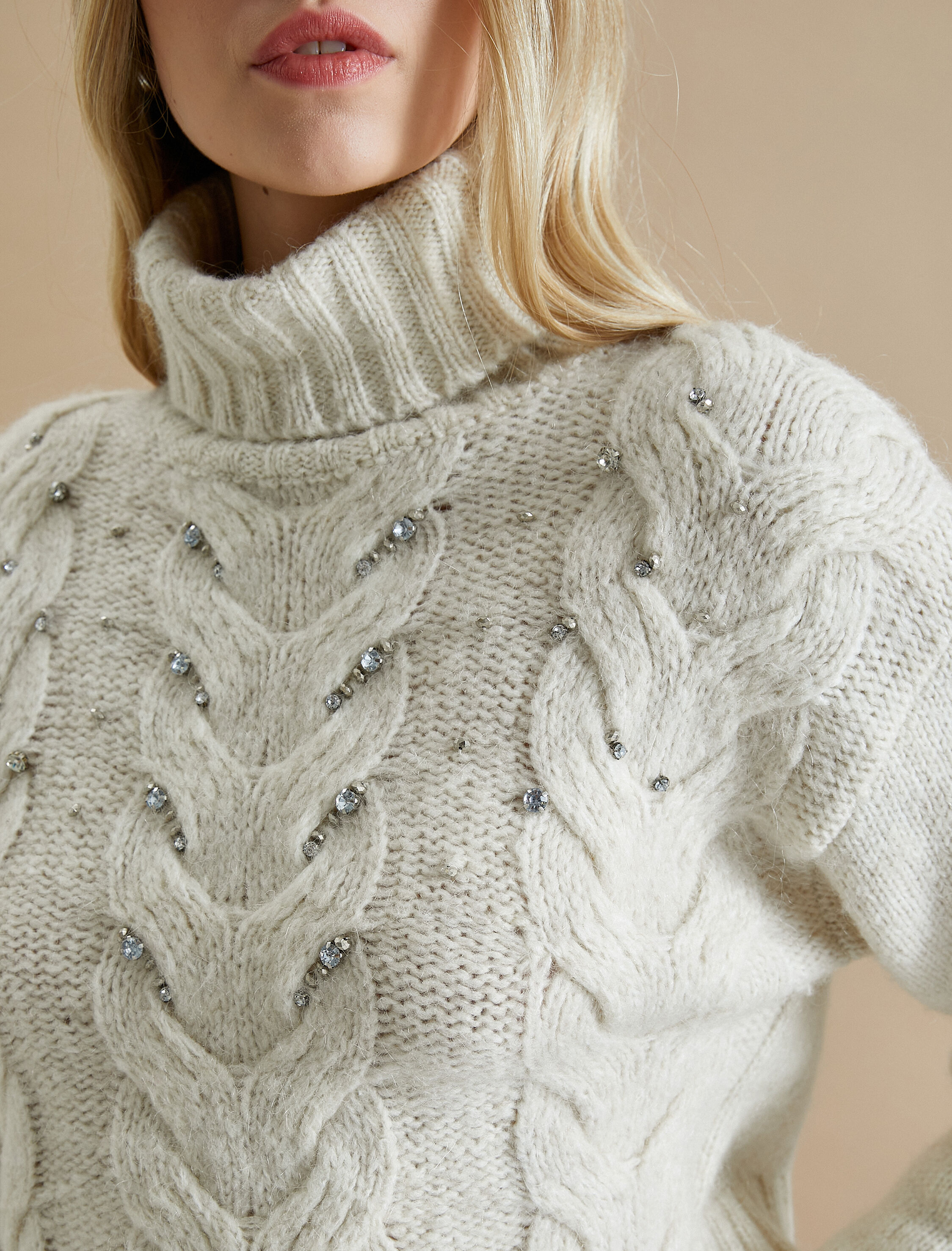   Koton X Şahika Ercümen - Yarım Balıkçı Yaka Boncuklu Kazak