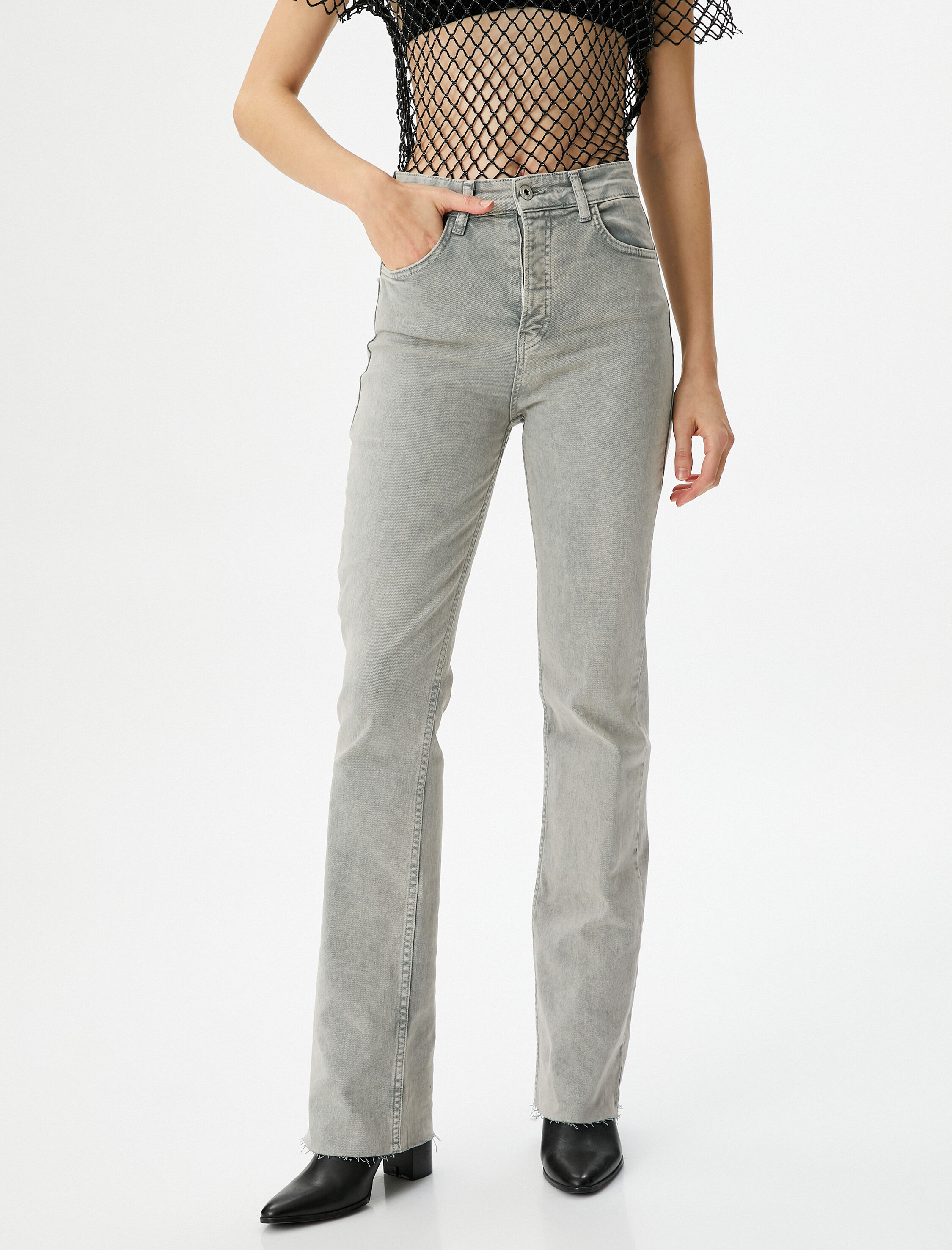 Eskitilmiş Hafif İspanyol Paça Kot Pantolon Dar Kesim Standart Bel Pamuklu Cepli - Flare Slim Jeans