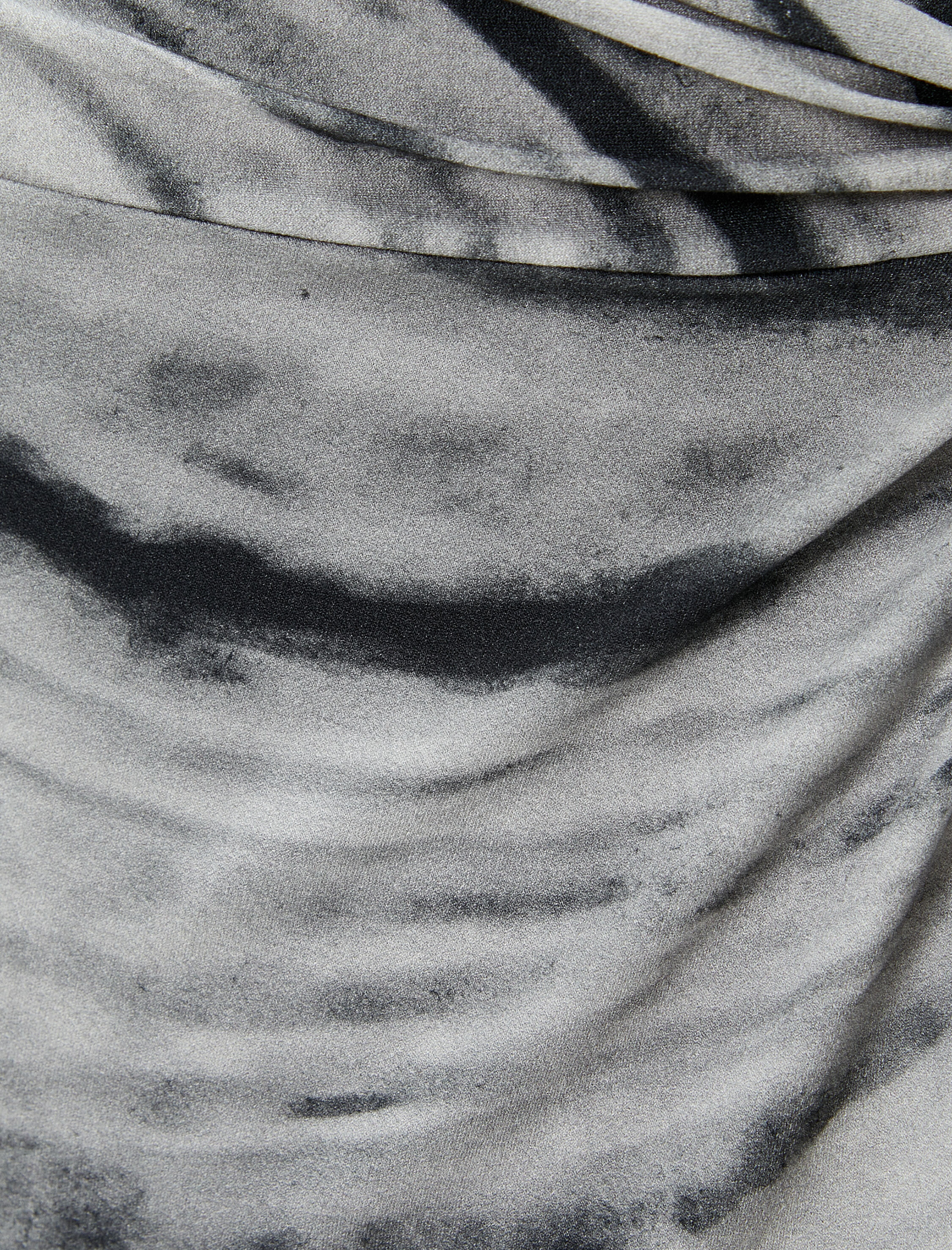   Koton X Şahika Ercümen - Soyut Desenli Midi Etek