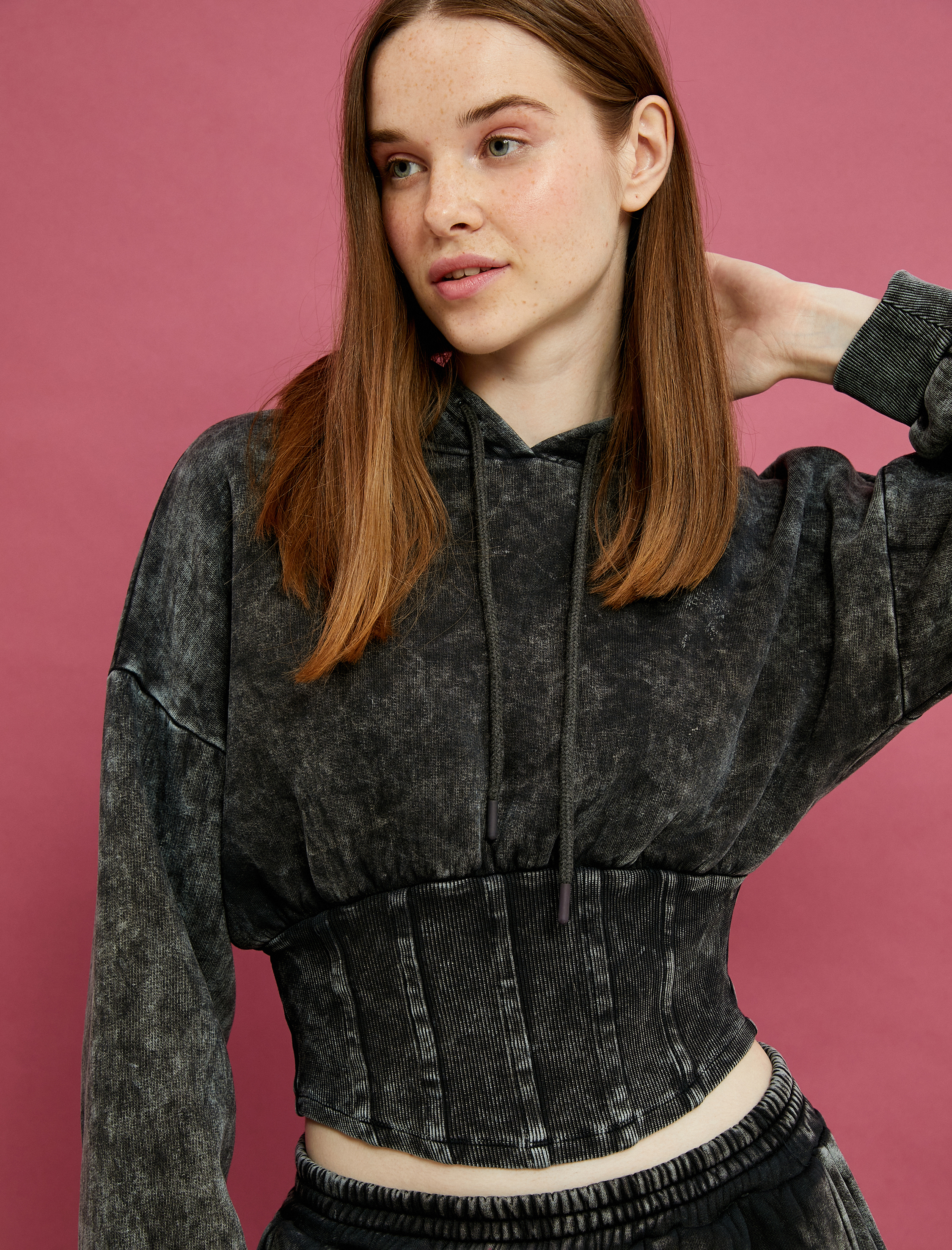   Şardonlu Batik Desenli Sweatshirt Bisiklet Yaka Korse Görünümlü