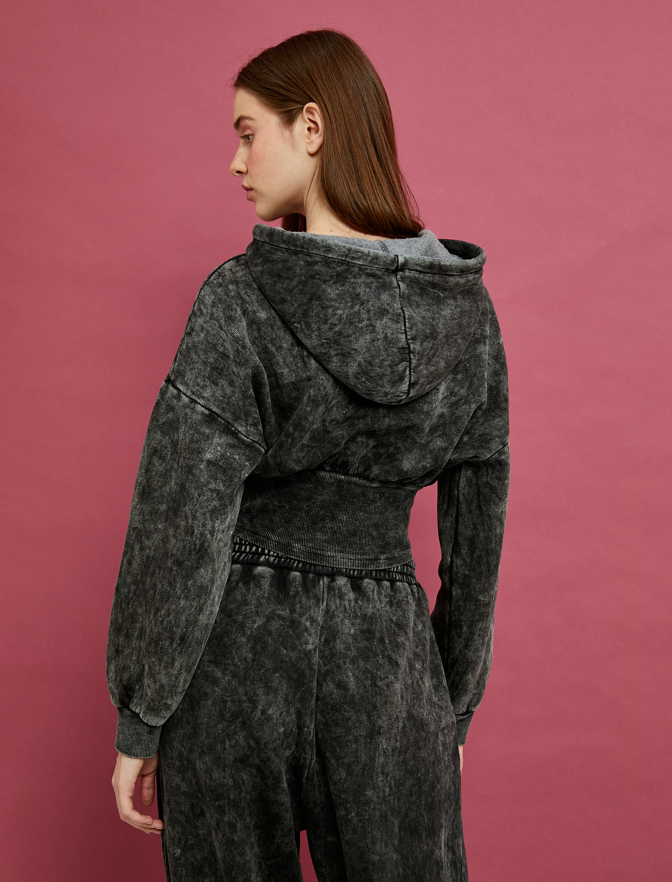   Şardonlu Batik Desenli Sweatshirt Bisiklet Yaka Korse Görünümlü