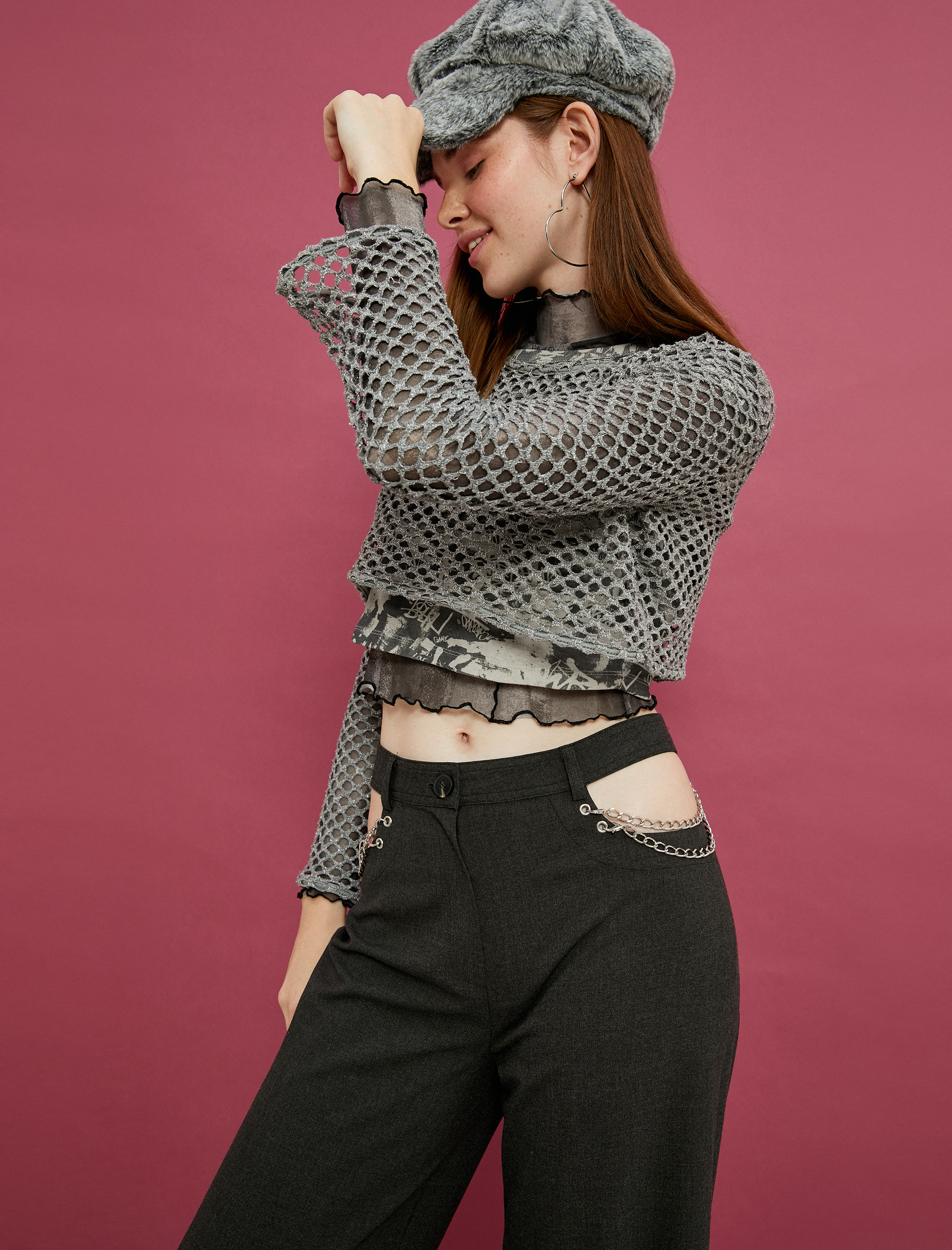   Uzun Kollu Tişört Crop Sim Detaylı Ajurlu İspanyol Kollu Rahat Kesim