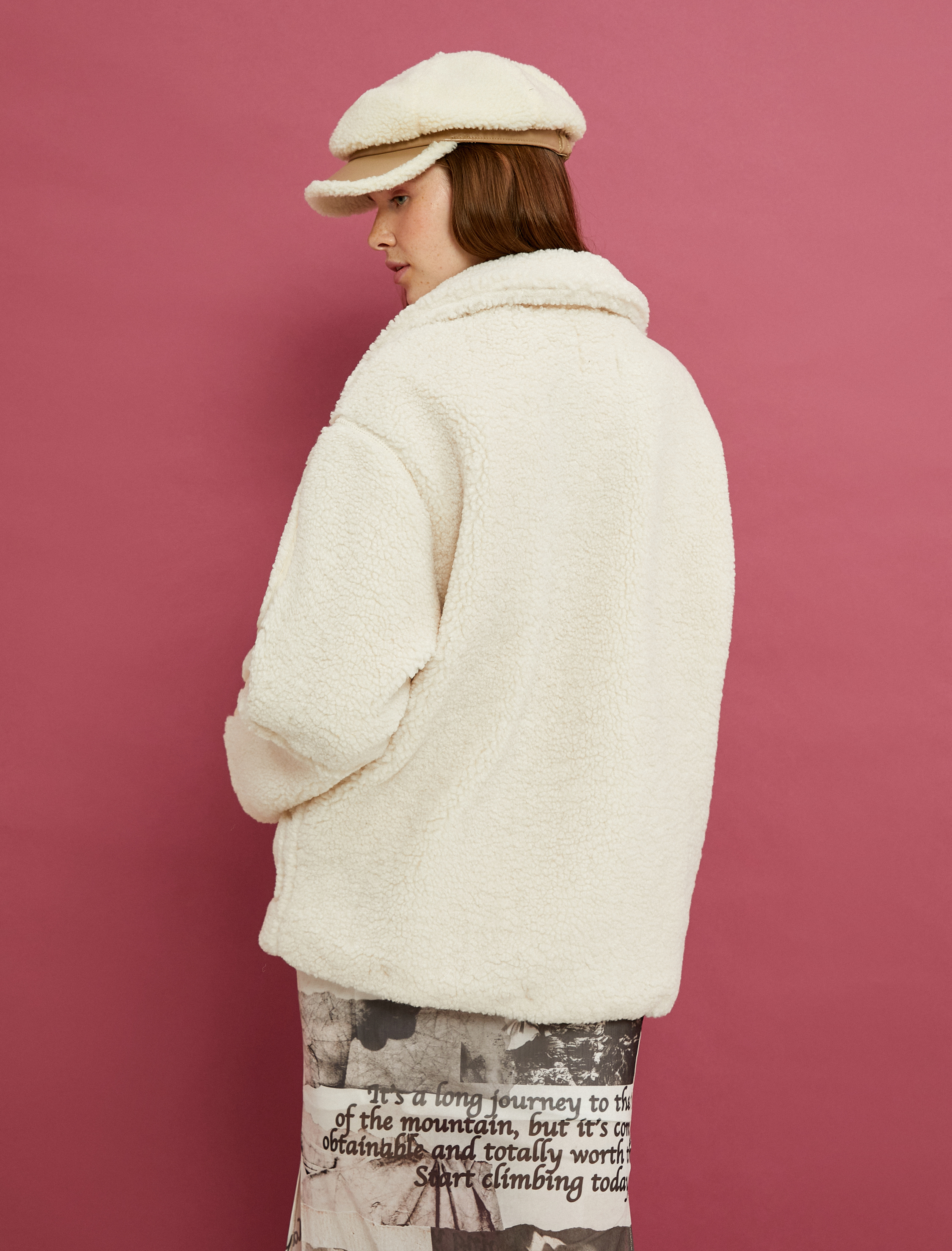   Peluş Ceket Dik Yaka Fermuarlı Cepli