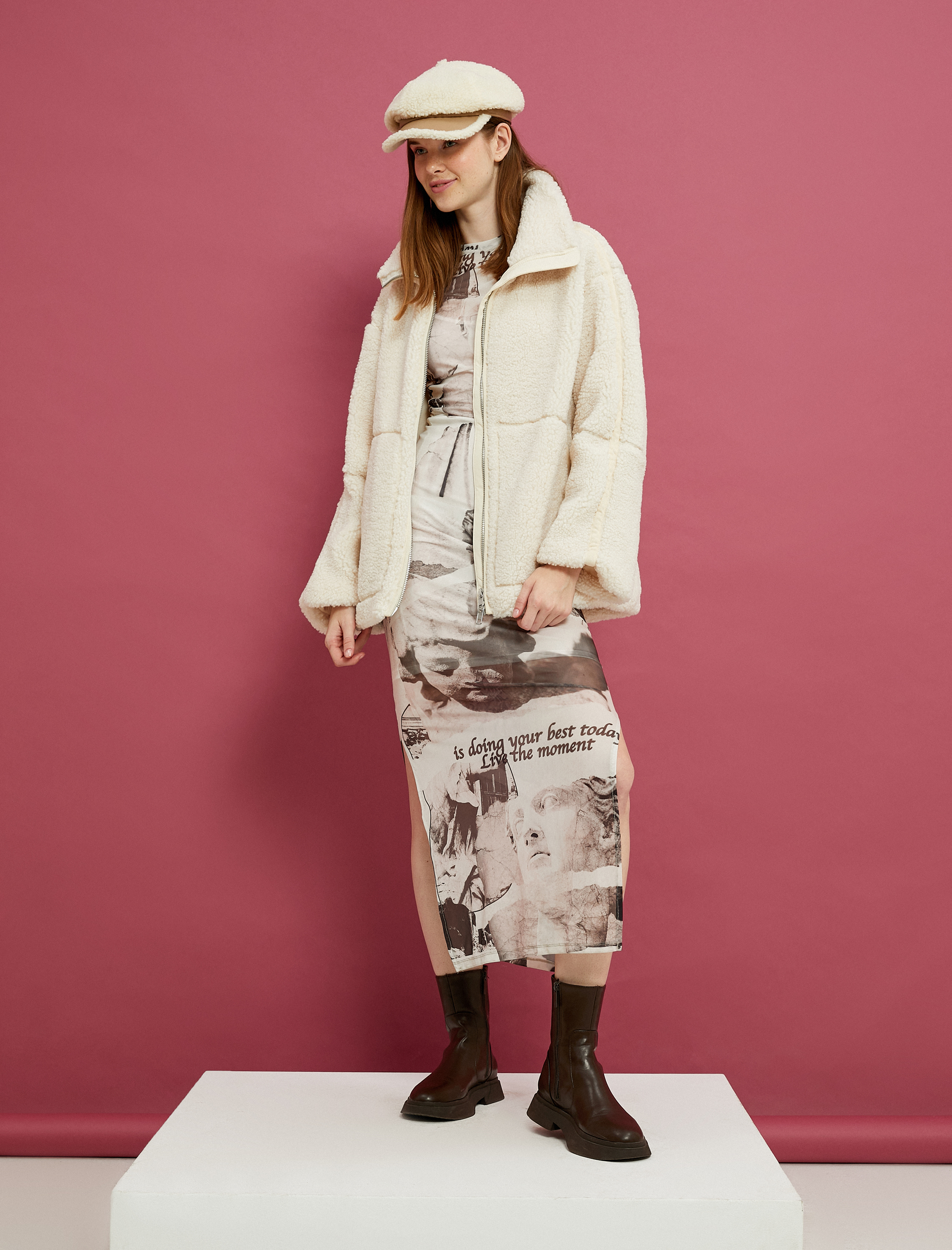   Peluş Ceket Dik Yaka Fermuarlı Cepli