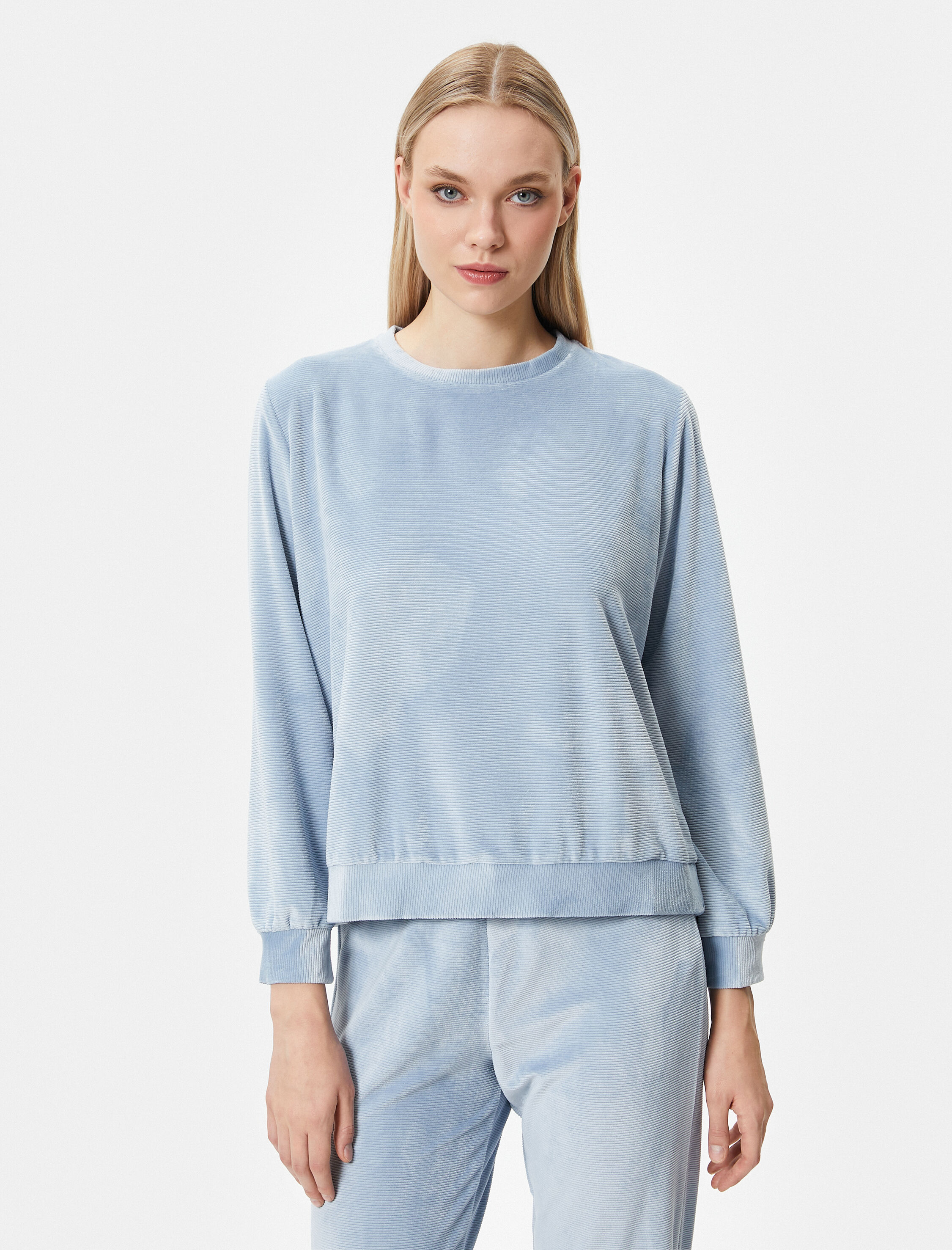   Kışlık Pijama Üstü Kadife Yumuşak Dokulu Uzun Kollu Bisiklet Yaka