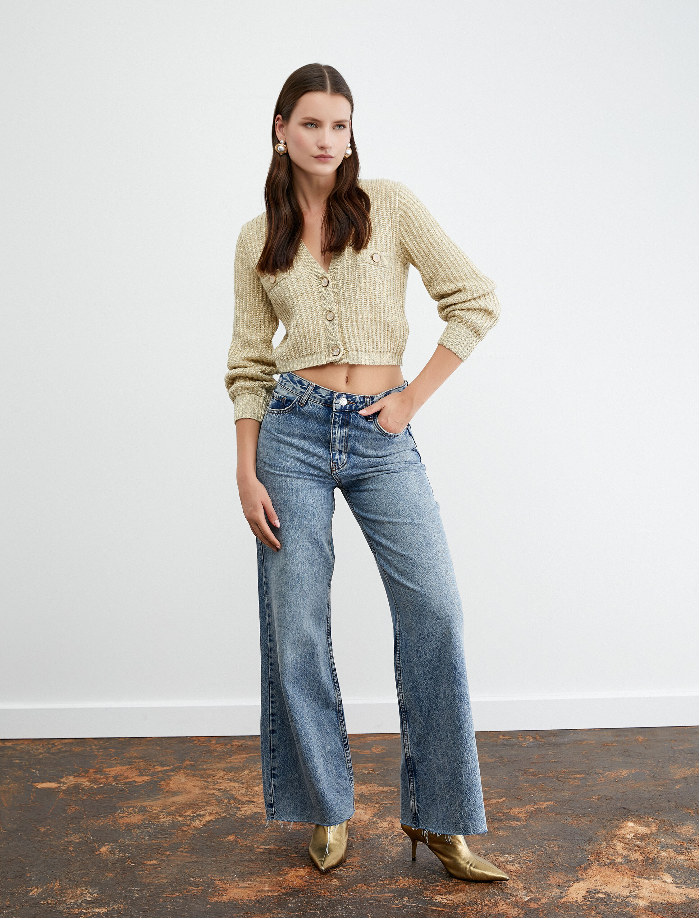   Tuba Ünsal X Koton - Düğmeli Simli Crop Hırka