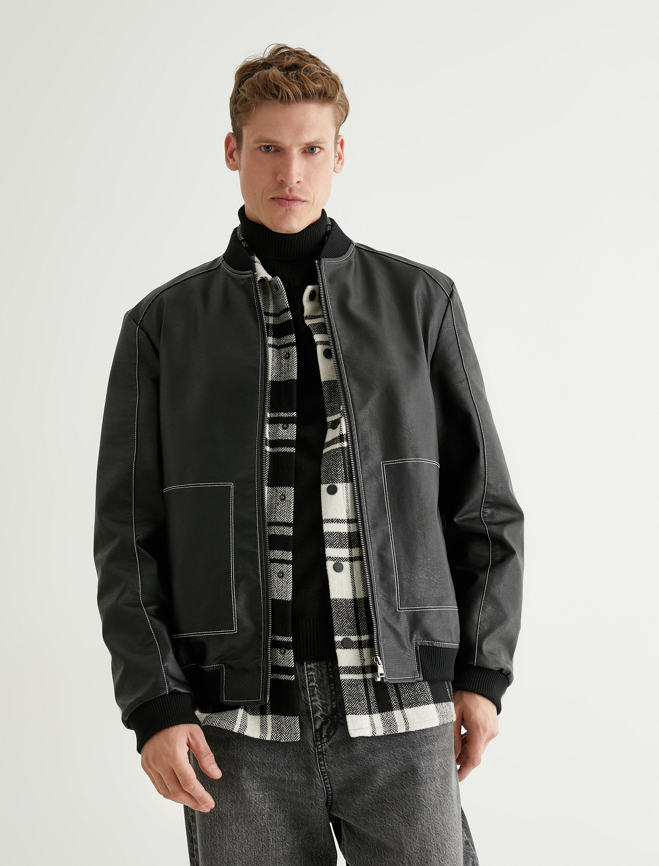   Bomber Ceket Deri Görünümlü Dikiş Detaylı Fermuarlı Cepli