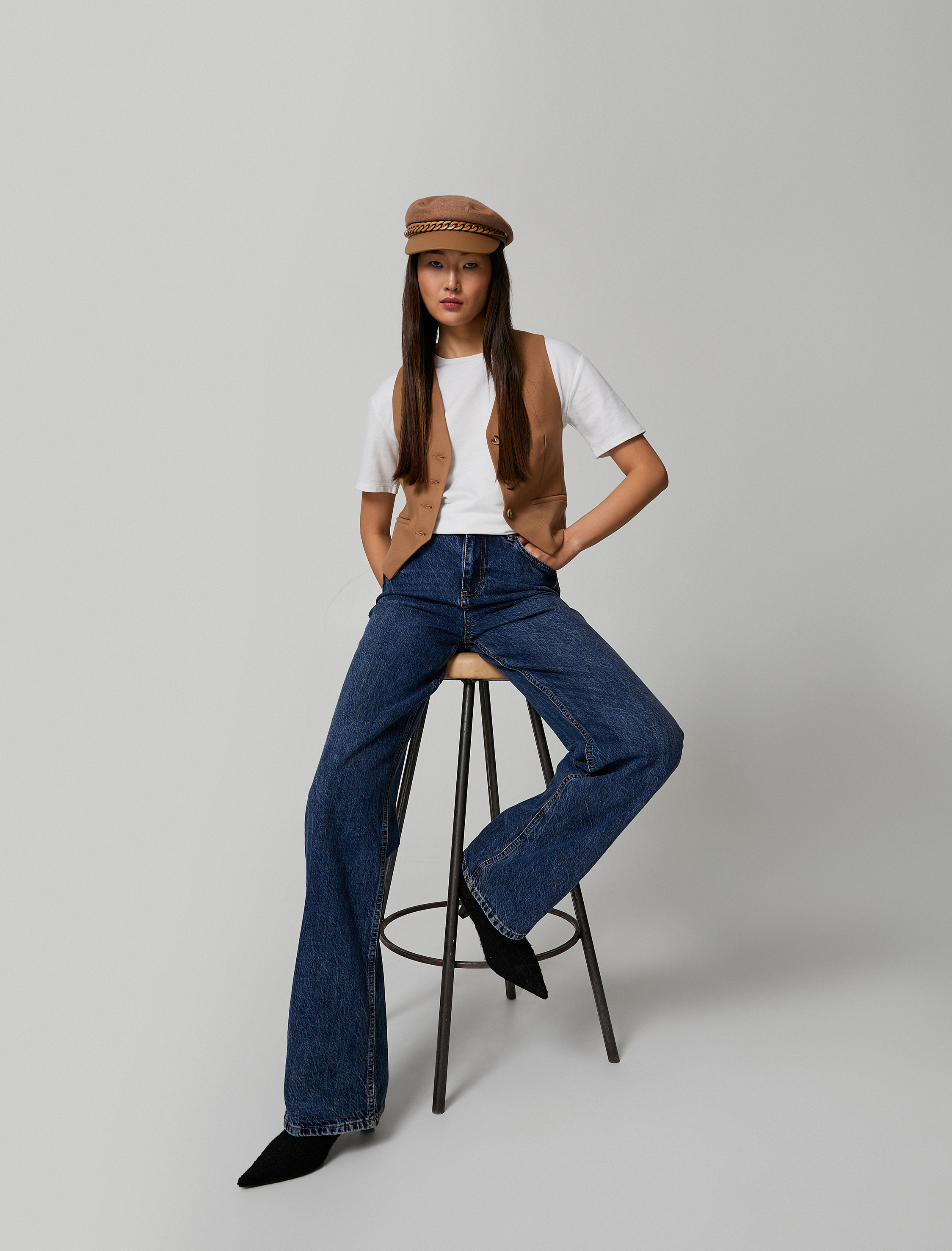  Kadın Kasket Şapka Zincir Detaylı