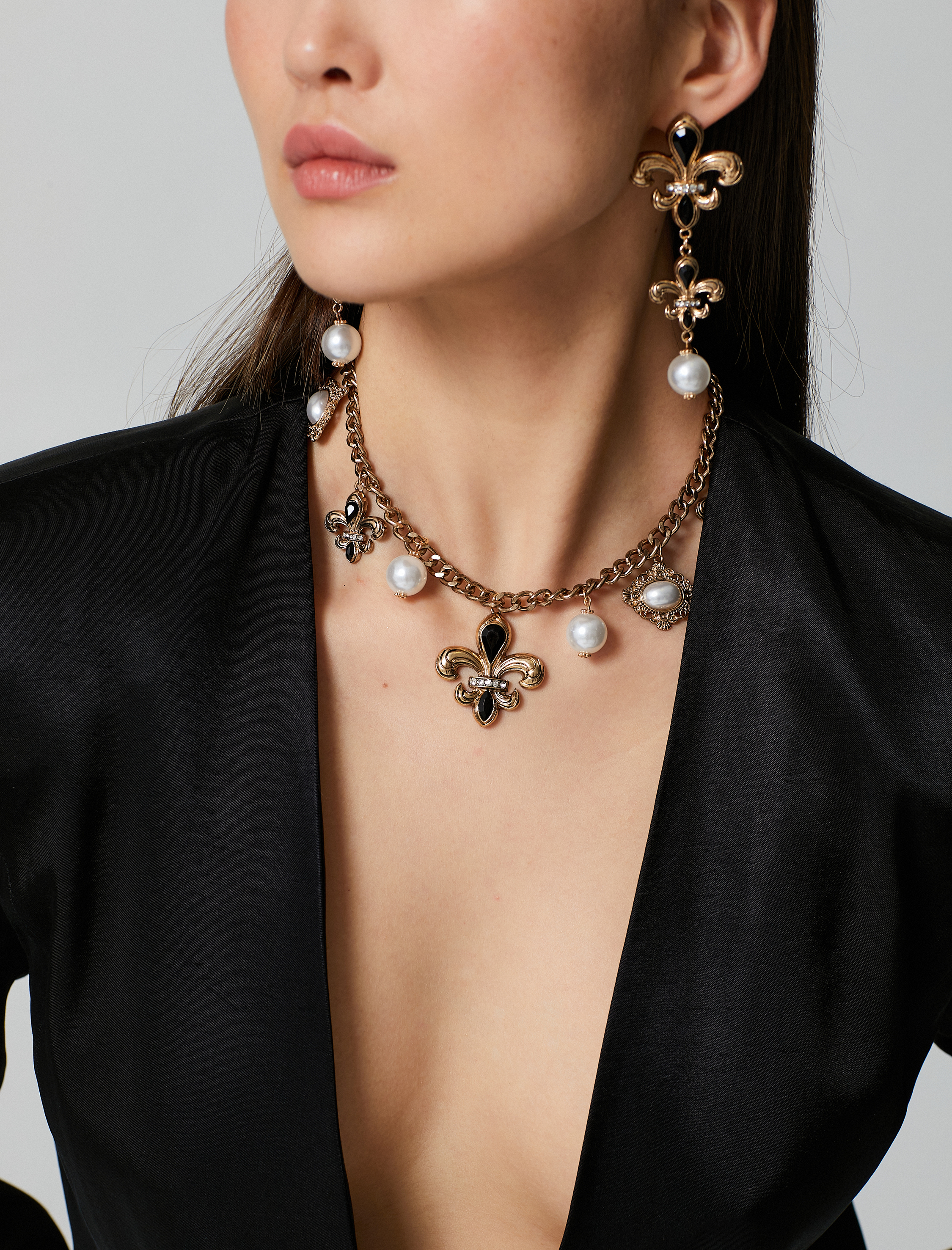  Kadın İncili Çoklu Charm Detaylı Kolye - Melis Ağazat X Koton