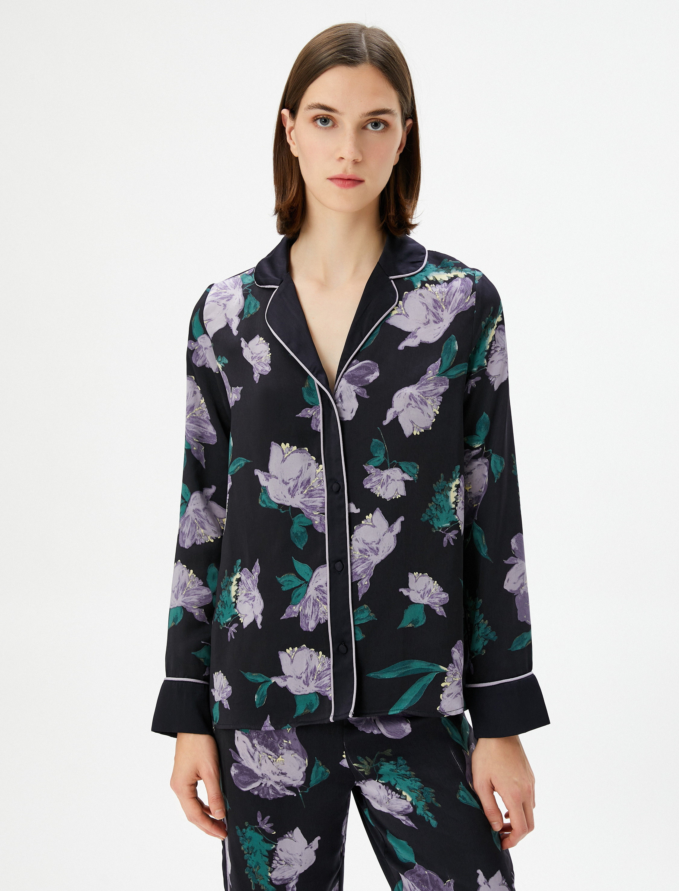   Düğmeli Pijama Üstü Çiçekli Gömlek Yaka