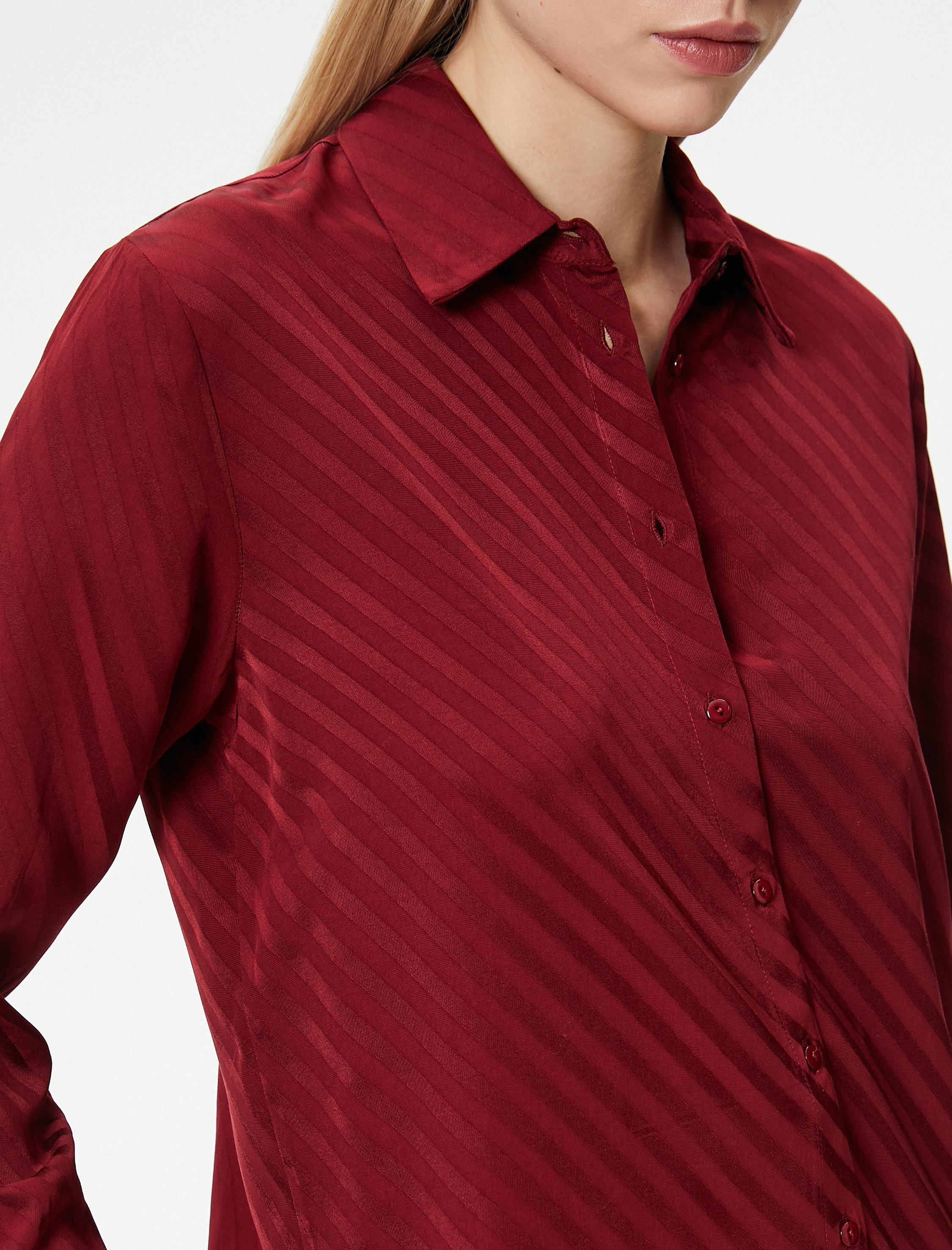   Uzun Kolllu Gömlek Düğmeli Jakarlı Klasik Yaka Regular Fit