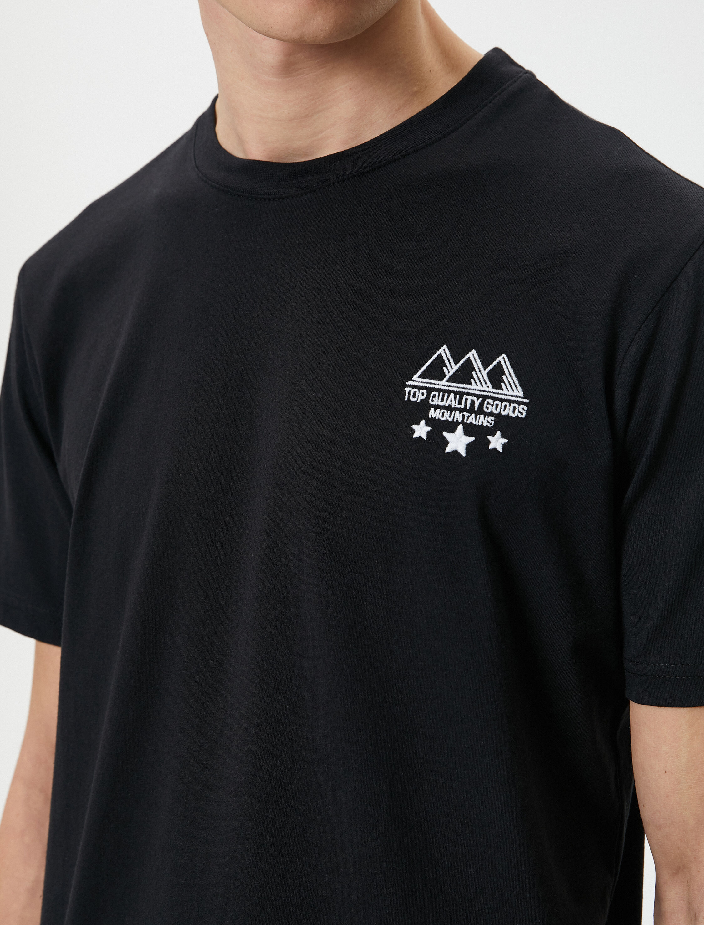   Slogan İşlemeli Tişört Bisiklet Yaka Kısa Kollu Pamuklu