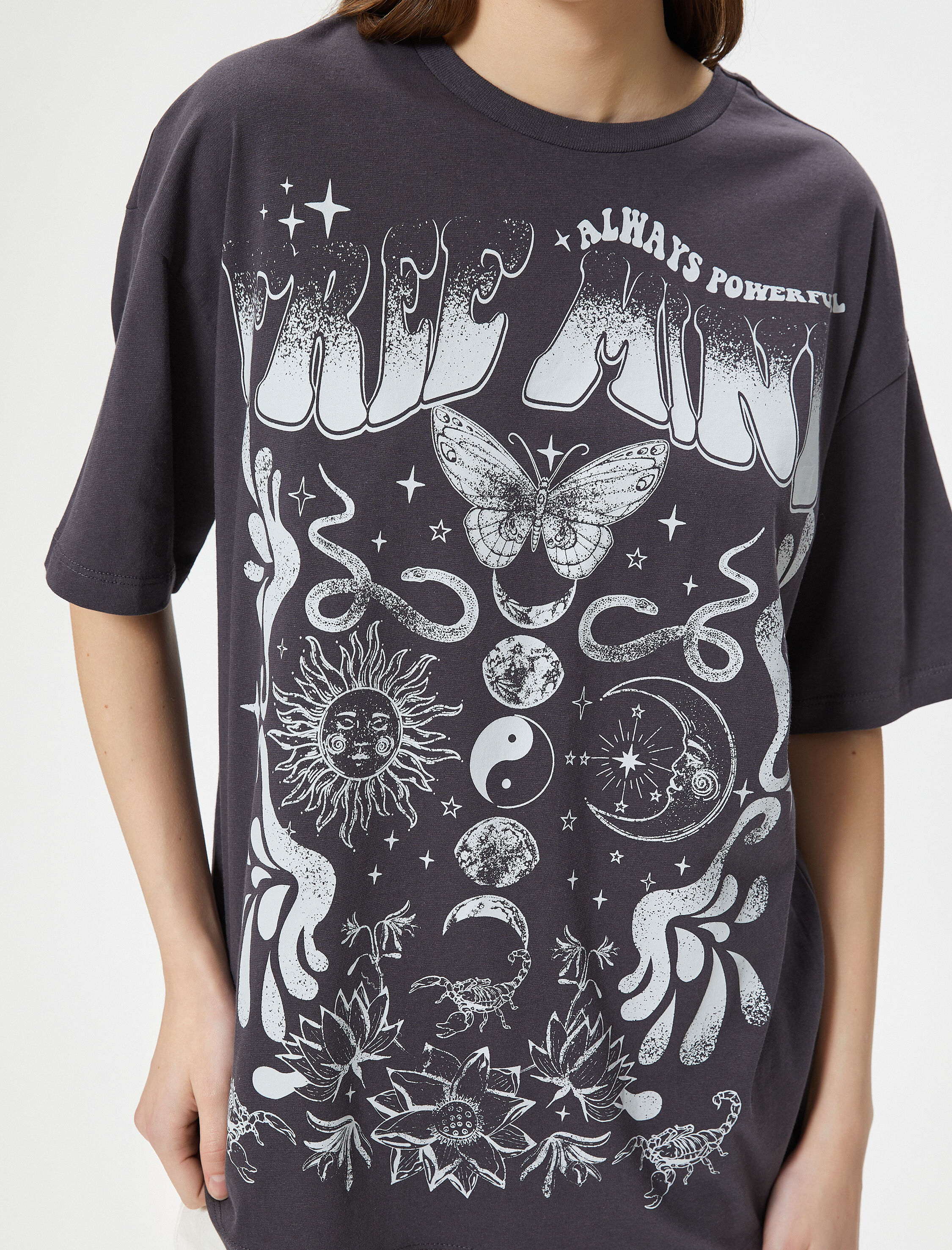   Baskılı Tişört Rahat Kesim Kısa Kollu Yuvarlak Yaka Pamuklu