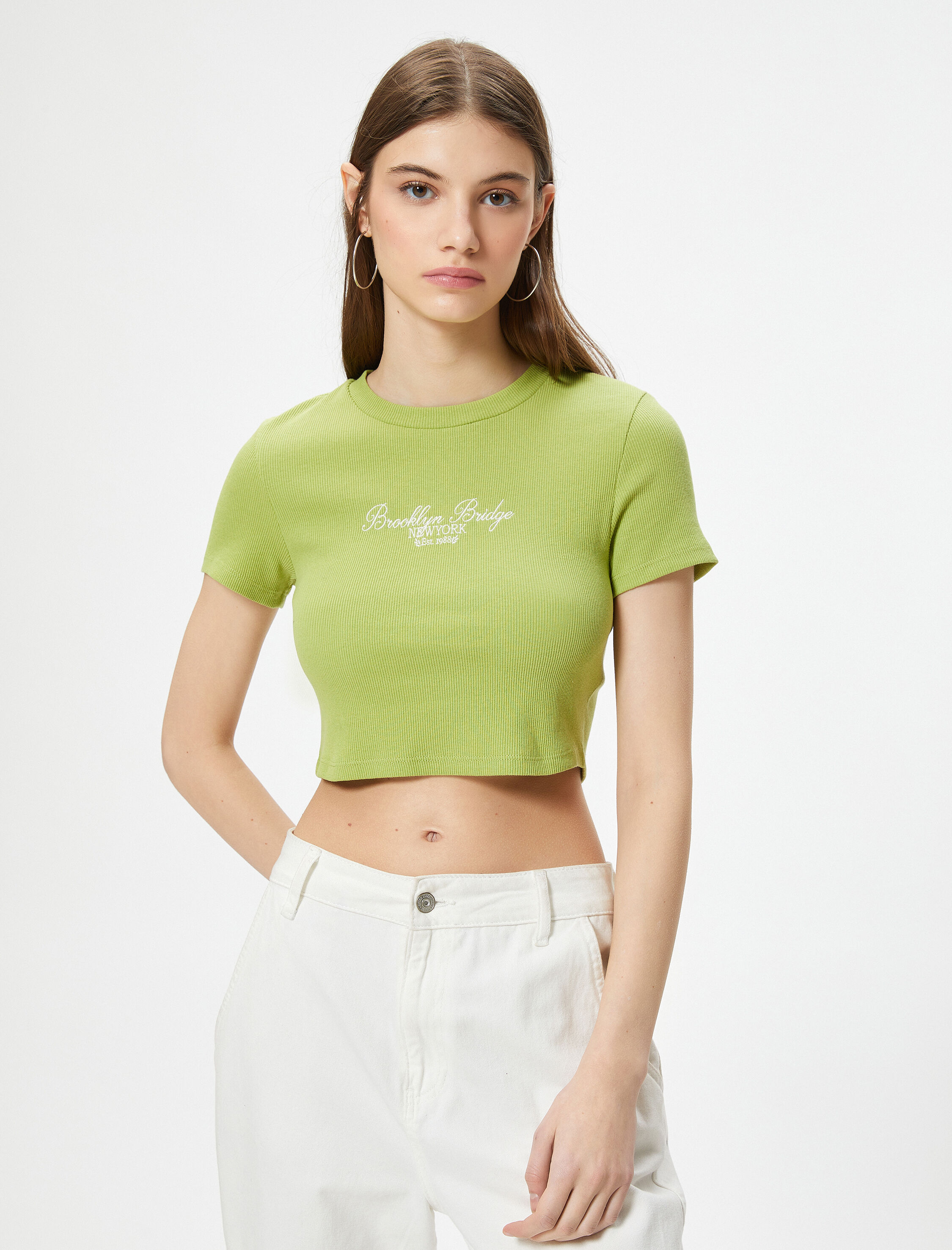   Fitilli Crop Tişört Kısa Kollu Bisiklet Yaka Pamuklu İşleme Detaylı