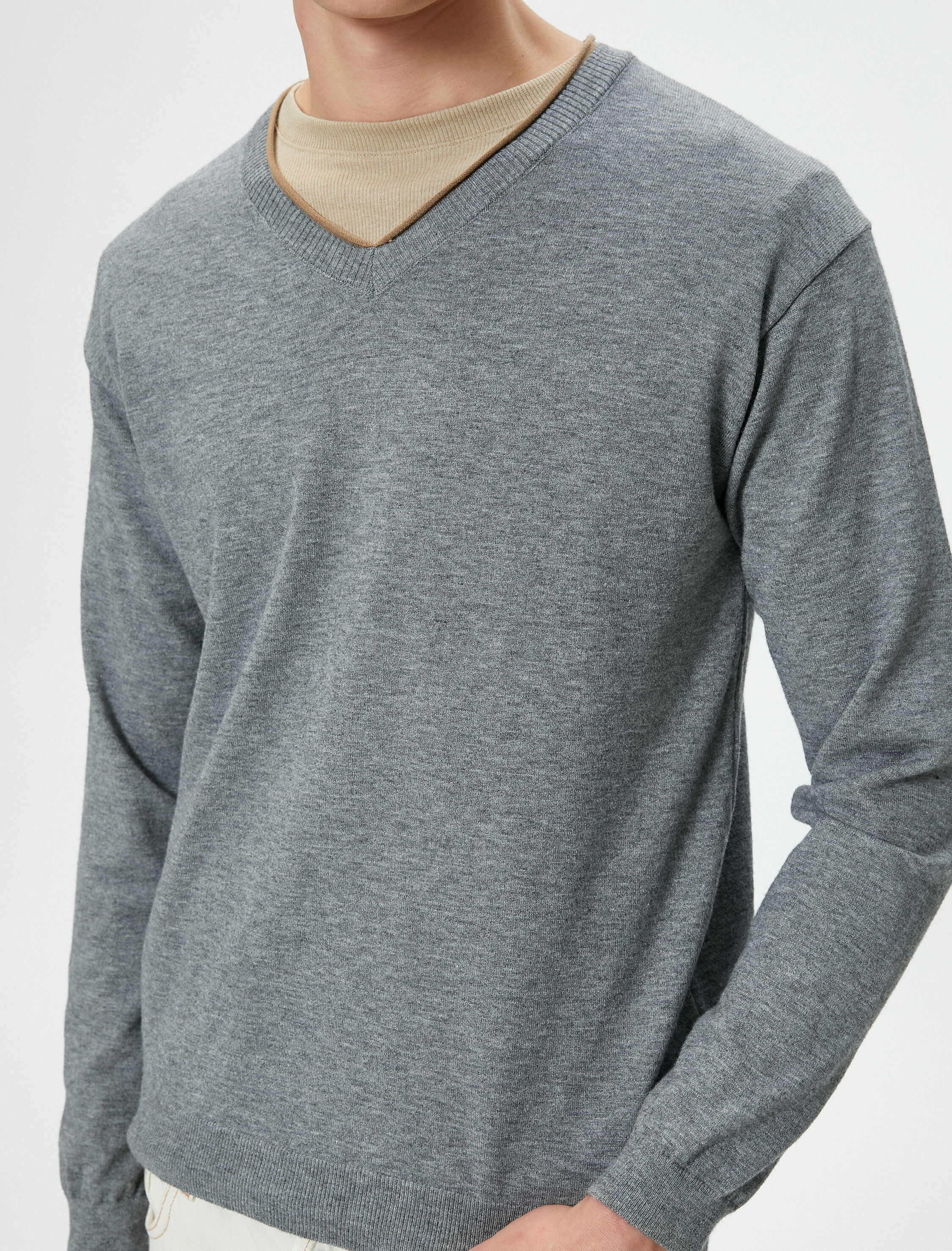 V Yaka Kazak Triko Slim Fit Uzun Kollu