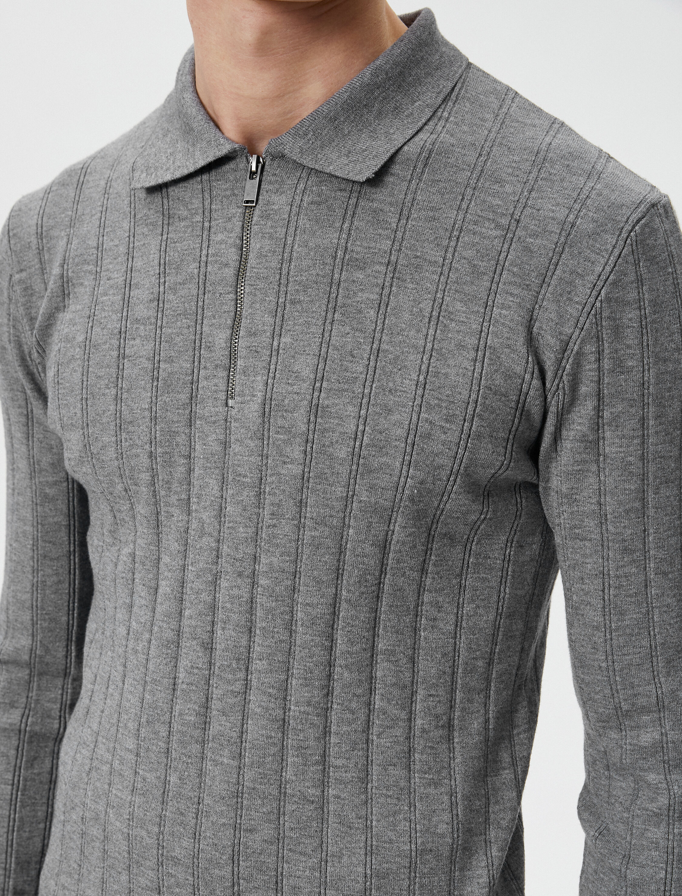   Polo Yaka Kazak Yarım Fermuarlı Slim Fit Dokulu